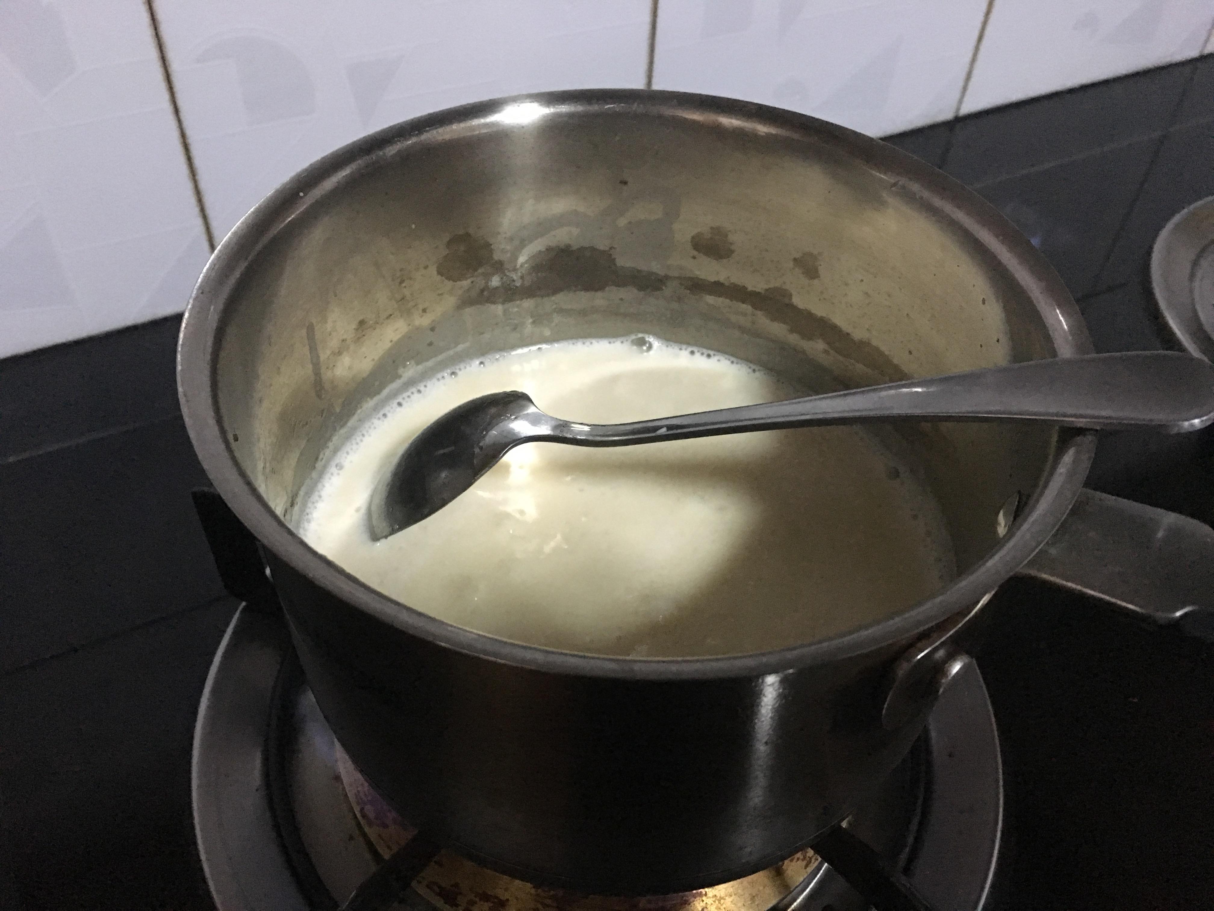 蜂蜜海鹽煉乳醬的做法 步骤5