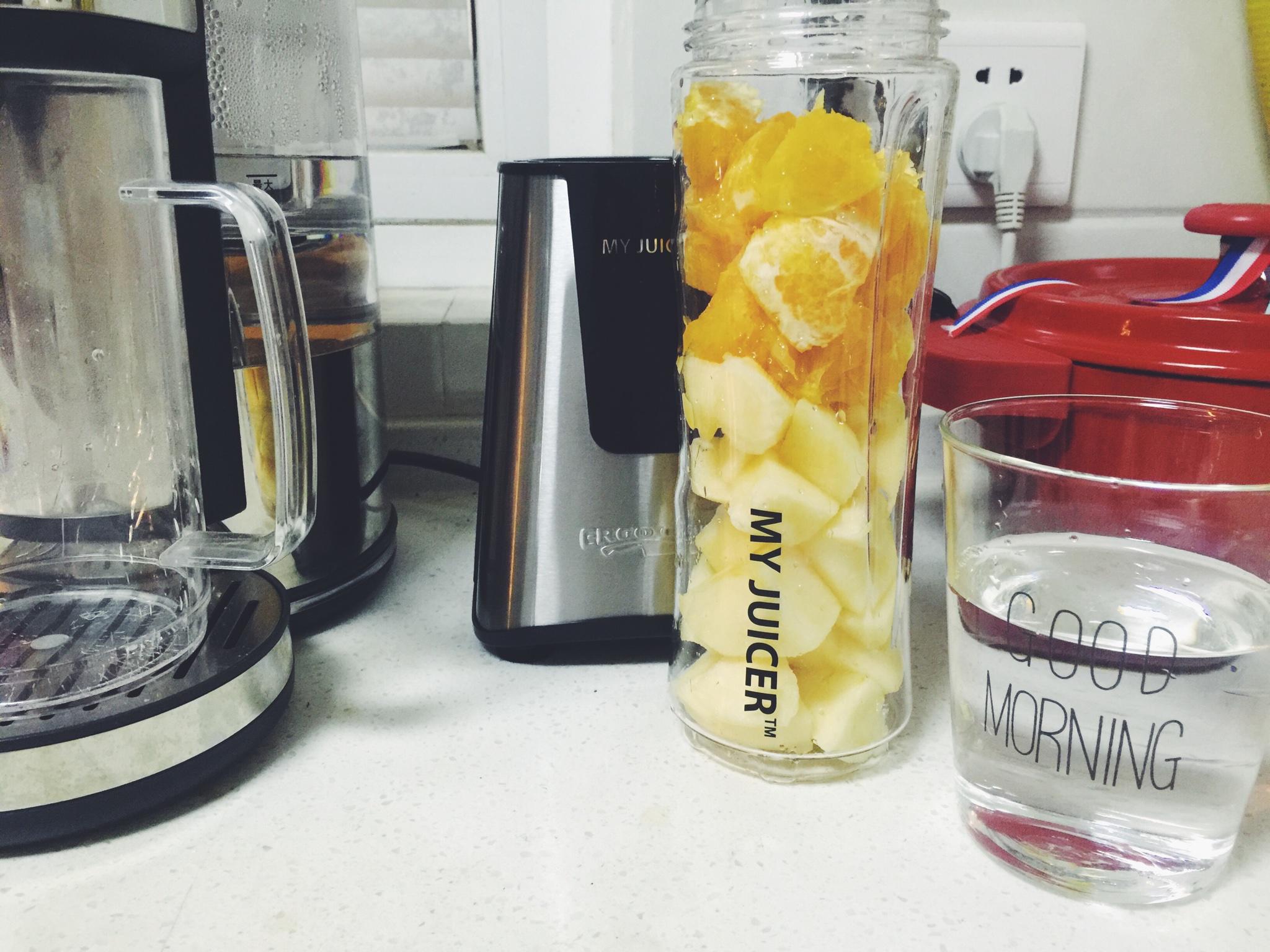 橙子蘋果汁 Ergo chef果汁機的做法 步骤1
