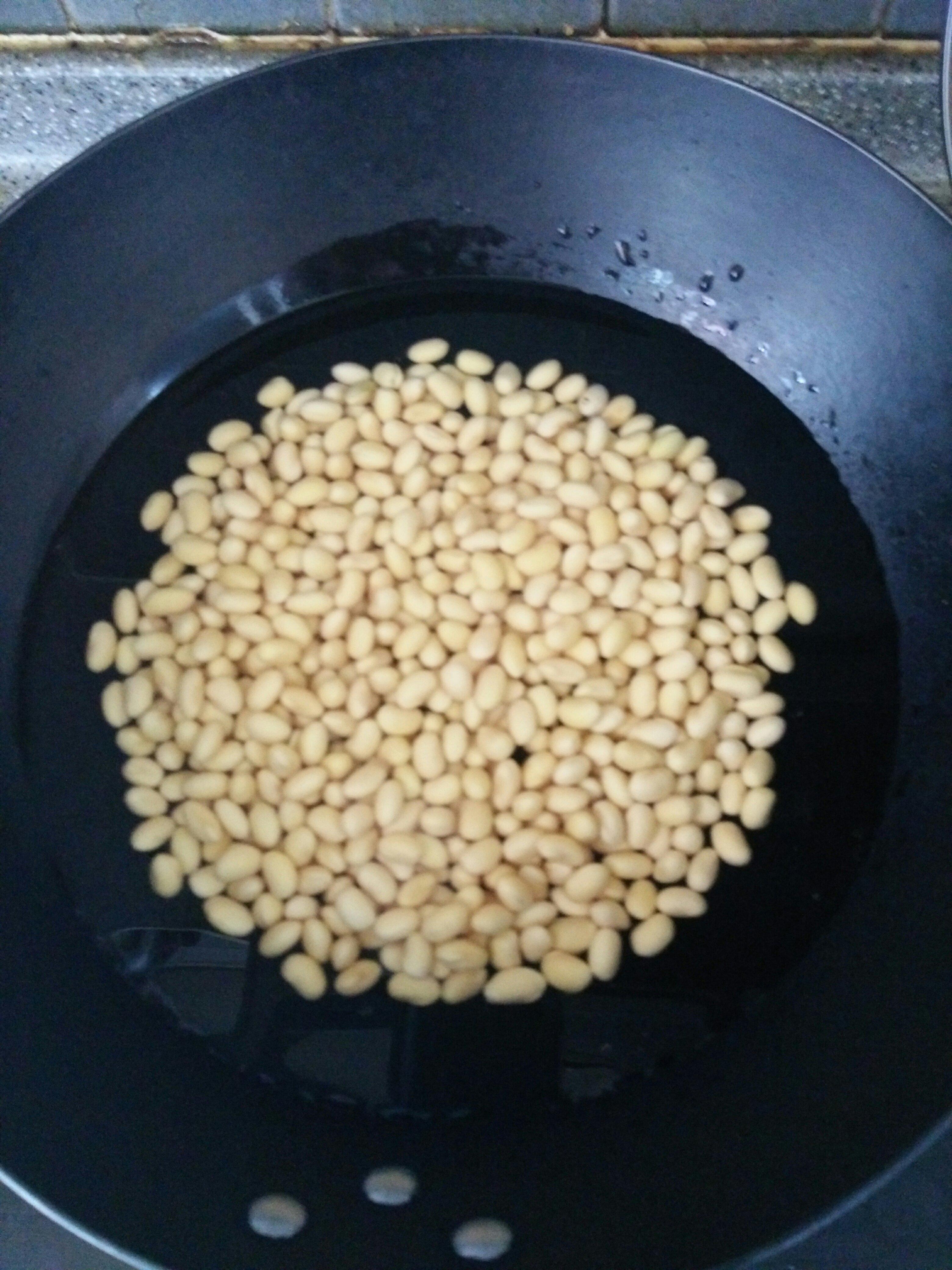 醬黃豆的做法 步骤1