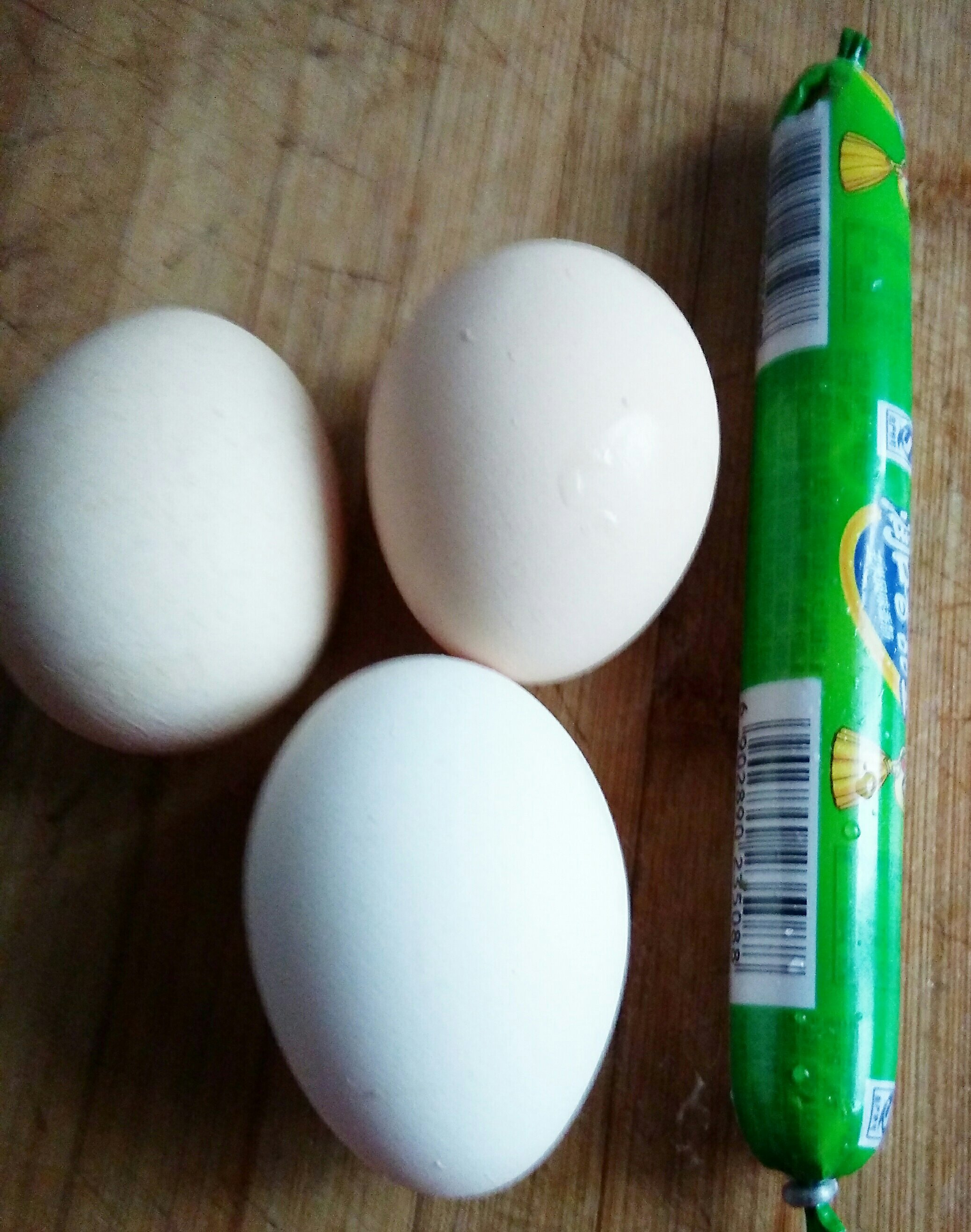 早餐，雞蛋，火腿腸，的做法 步骤1