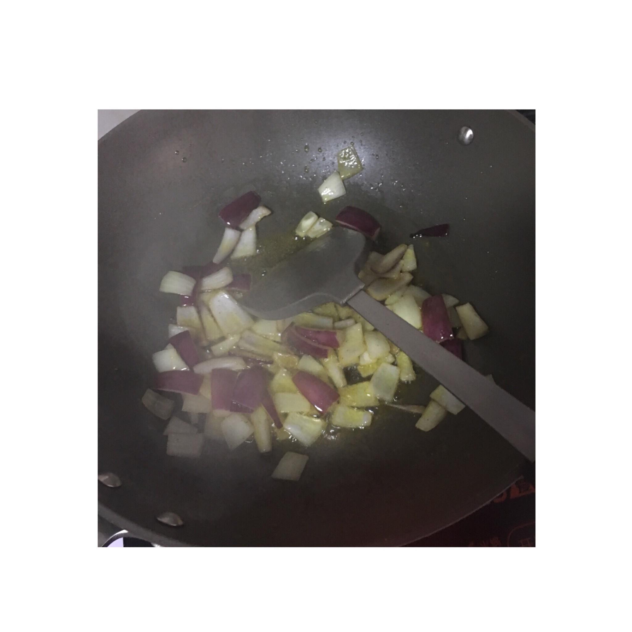 咖哩雞丁焗飯的做法 步骤2