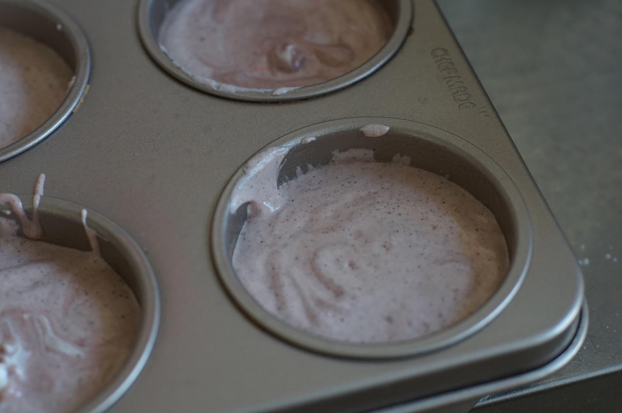 紅曲粉酸奶蛋糕杯的做法 步骤9