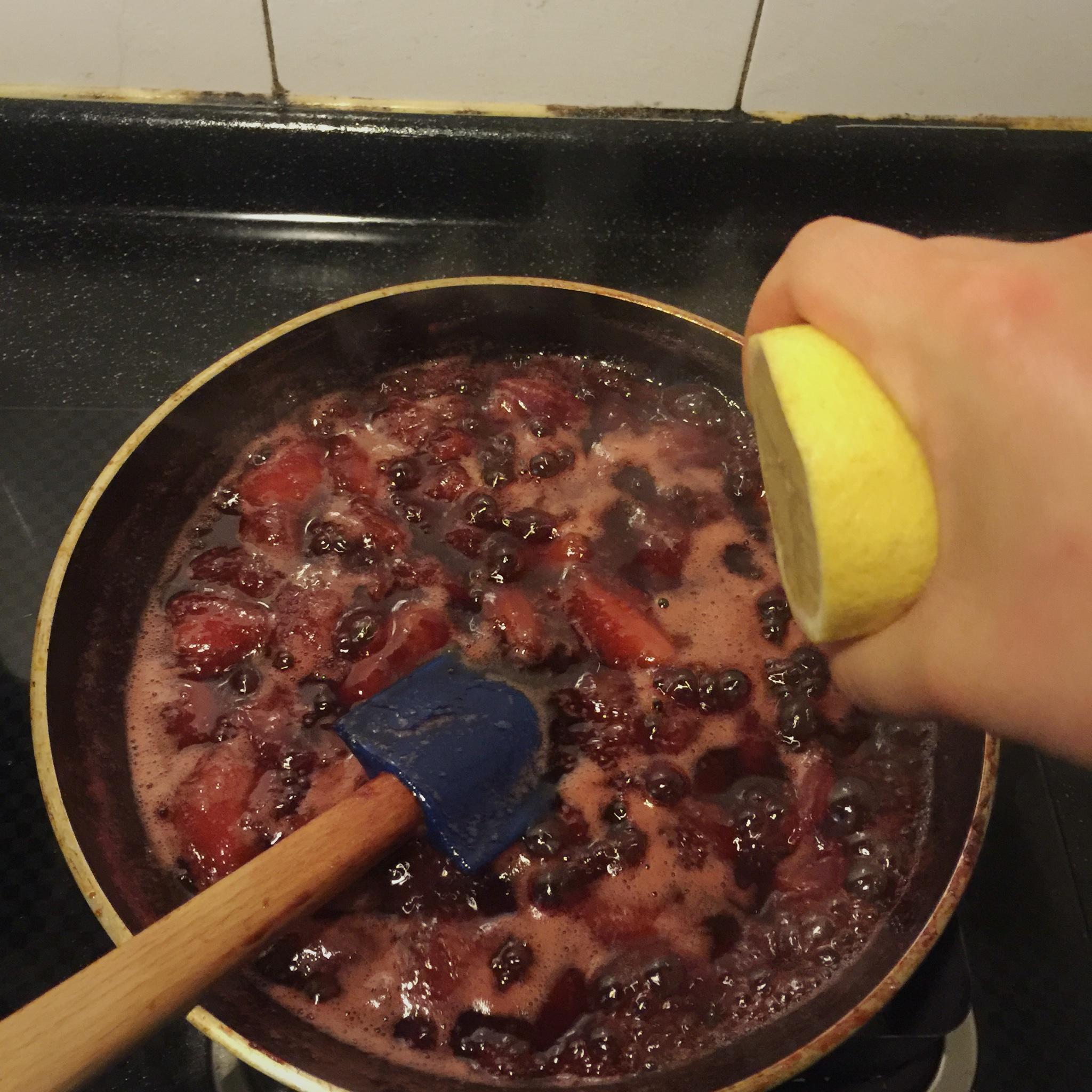 紅酒草莓果醬的做法 步骤6