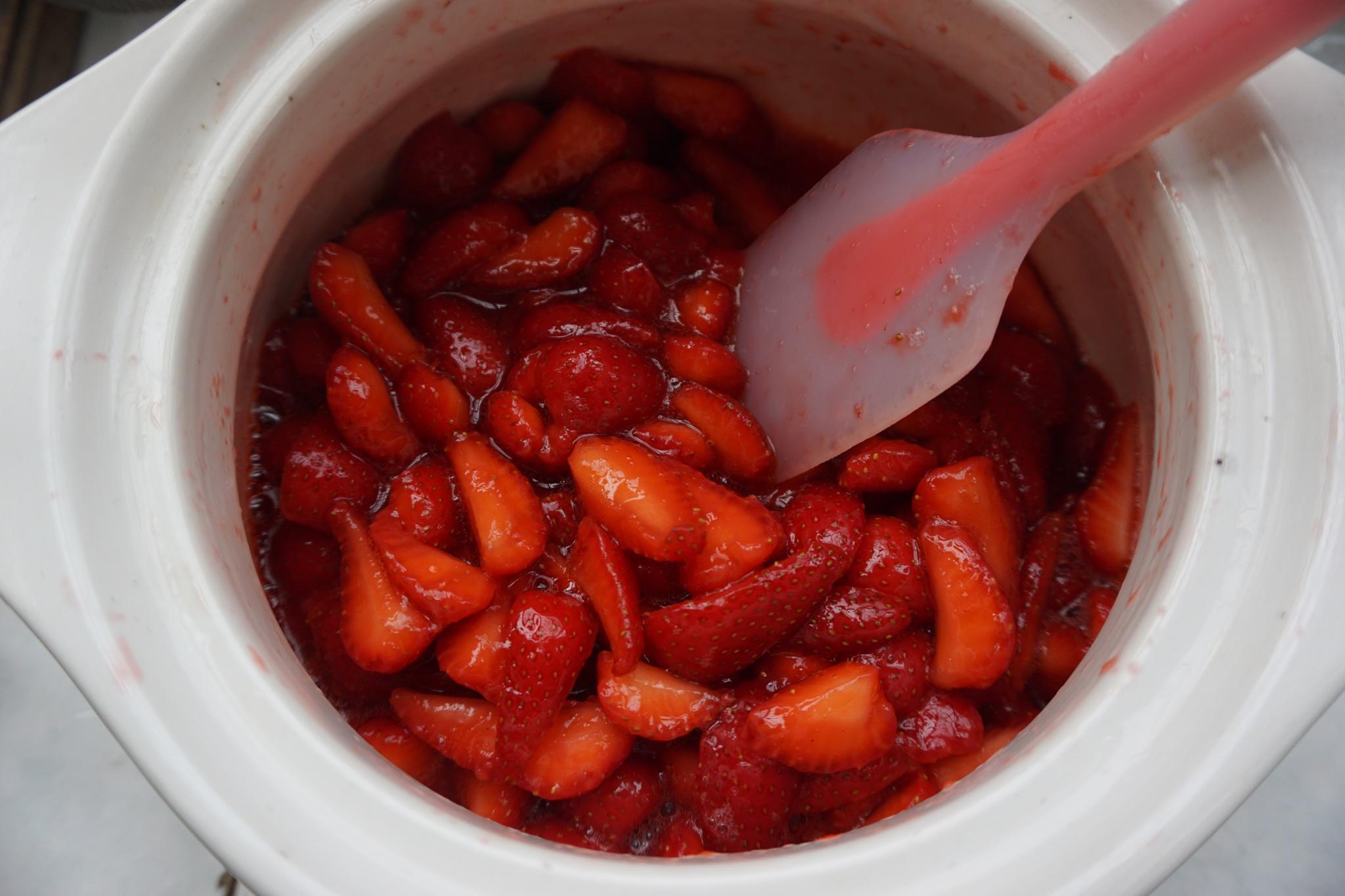 酸酸甜甜 草莓醬～～～的做法 步骤9