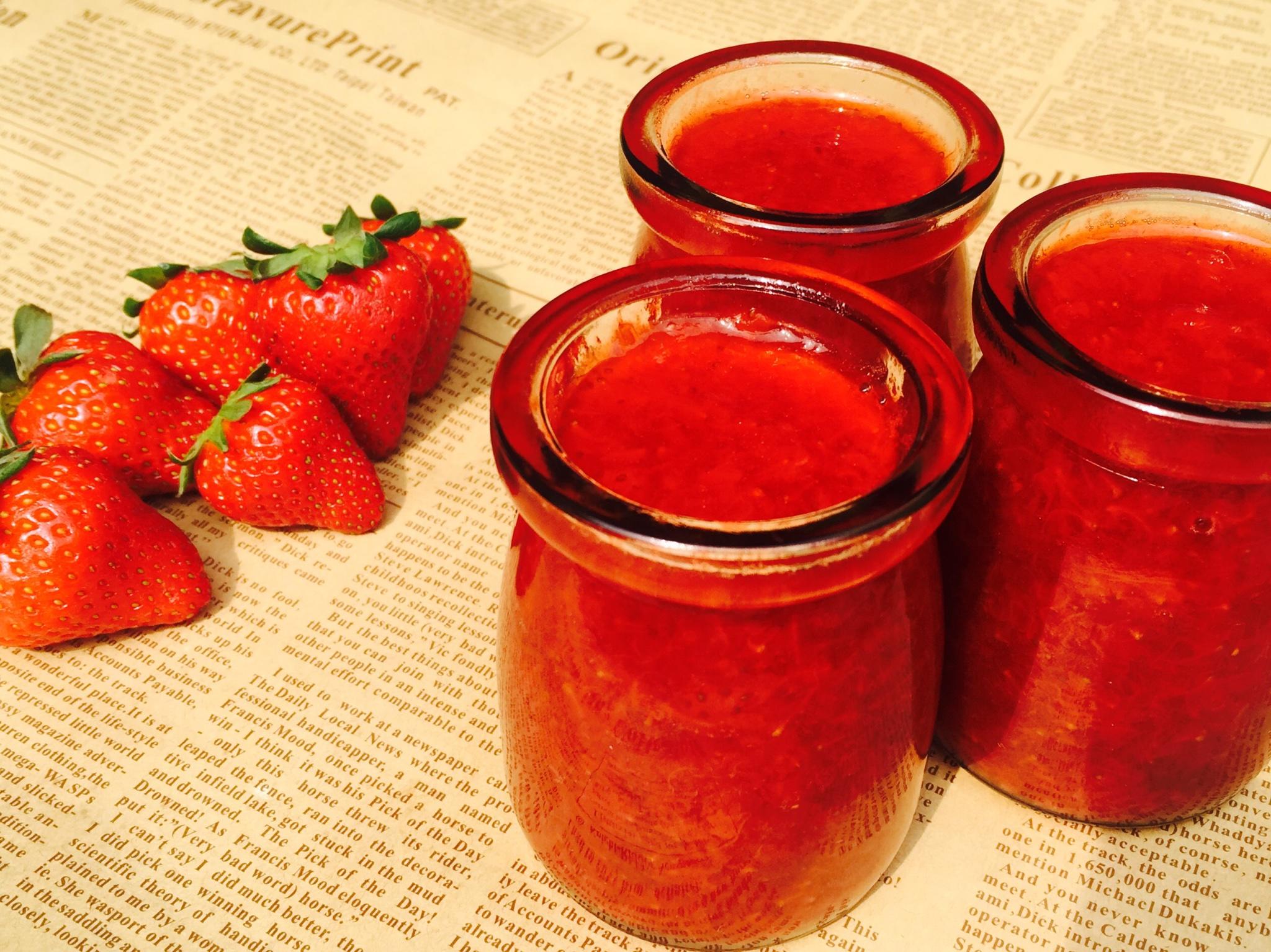 酸酸甜甜 草莓醬～～～的做法 步骤11