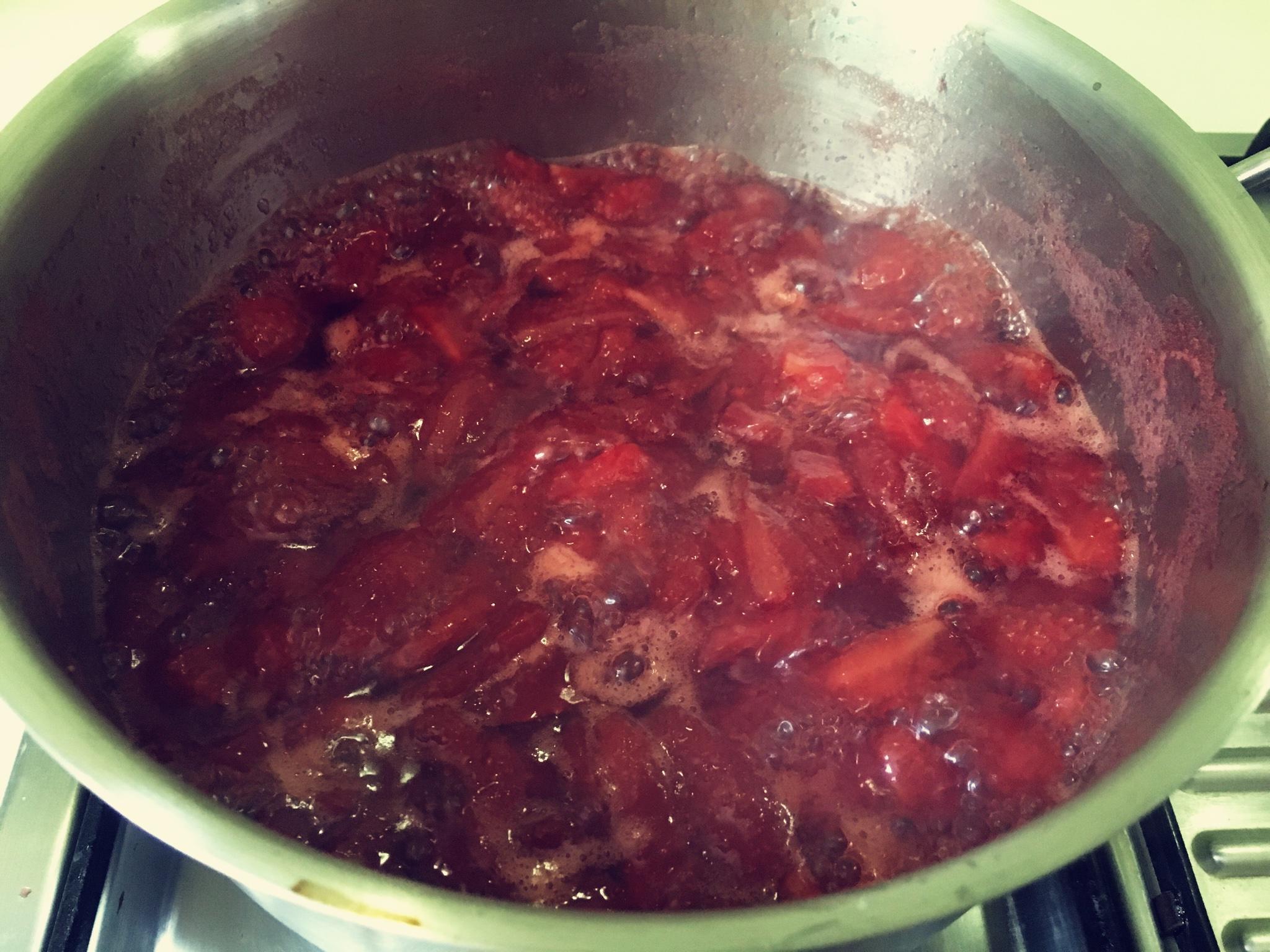 大果粒草莓果醬的做法 步骤4