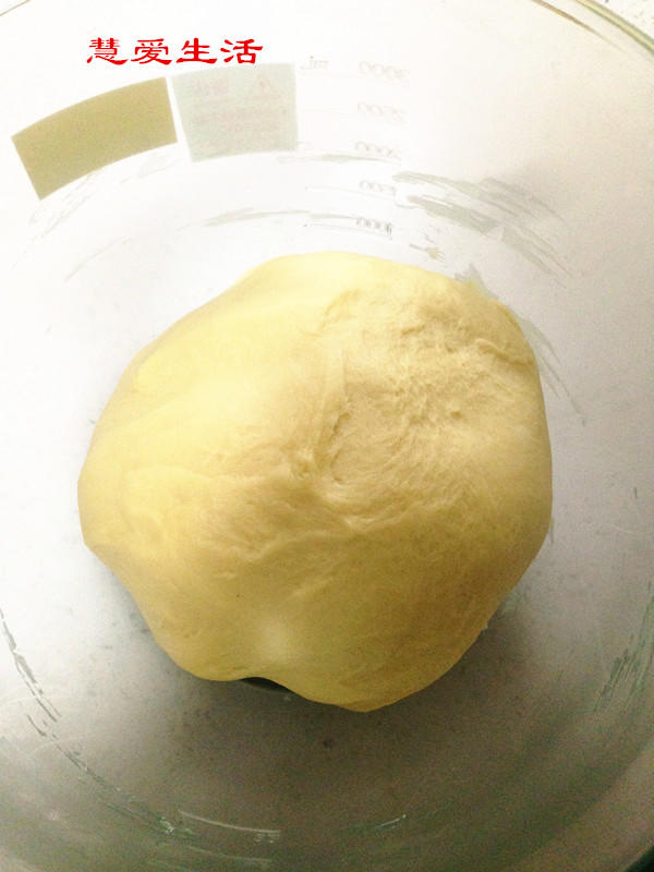 肉鬆蛋黃麪包的做法 步骤1