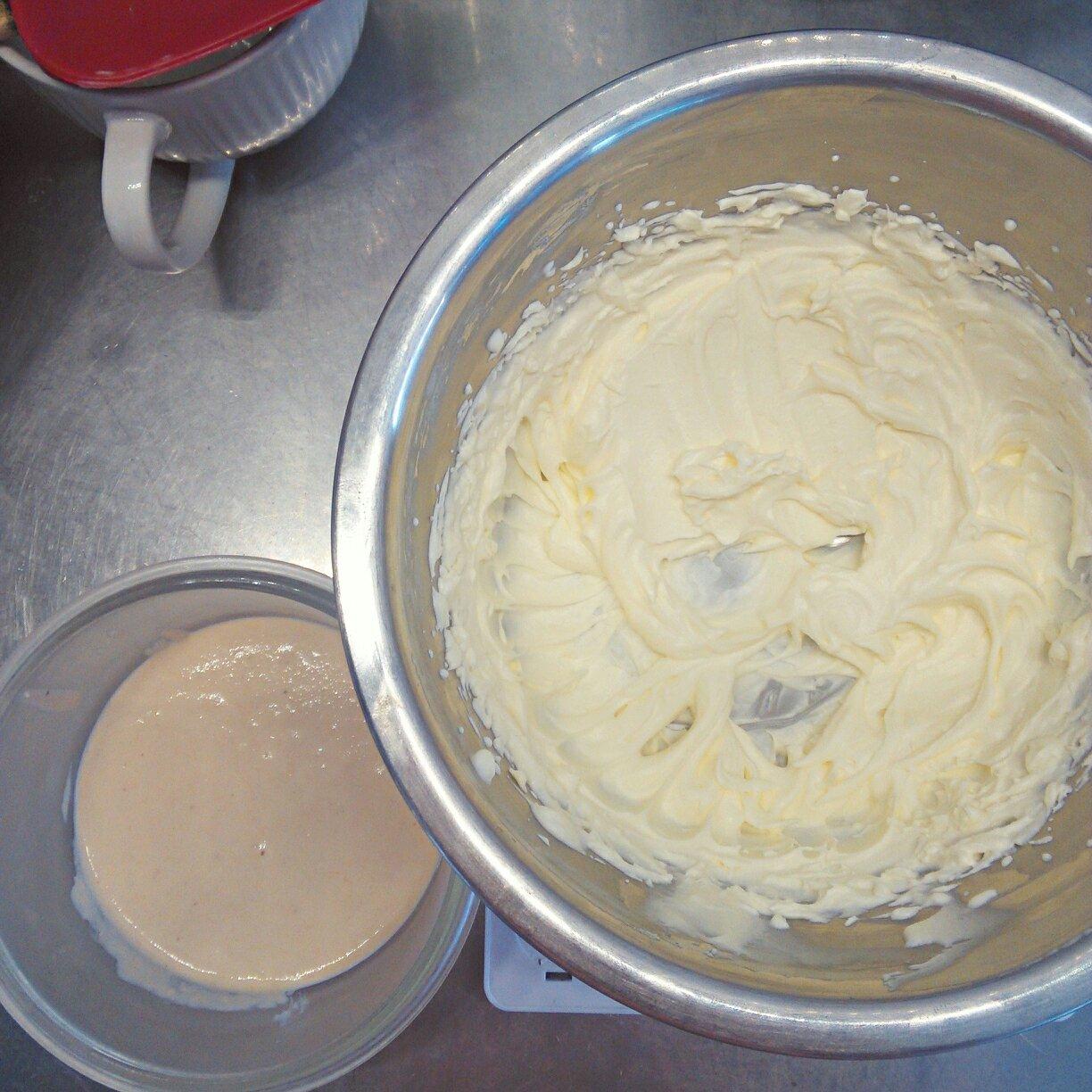 腰果冰淇淋(無糖/無蛋黃/一次攪打)的做法 步骤1