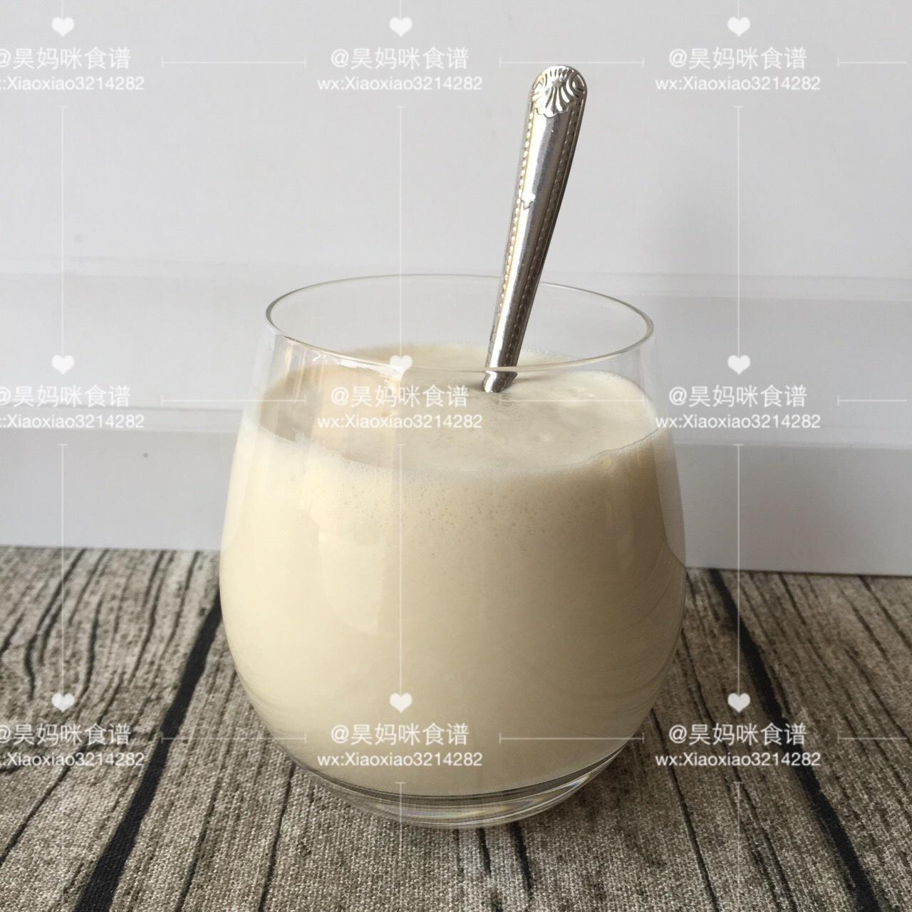 夏日果汁食譜：蘋果奶昔的做法 步骤3