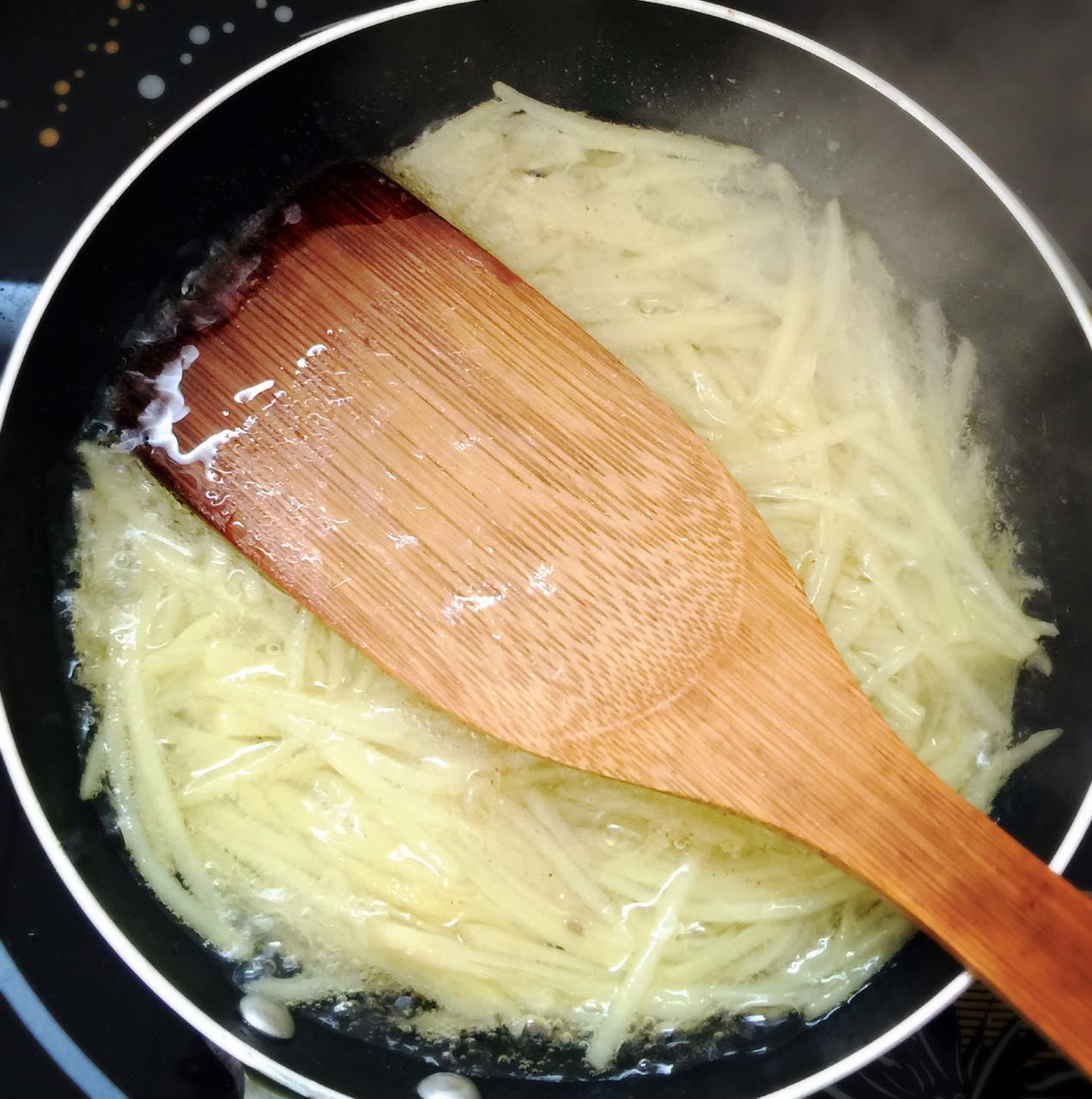 煎燜土豆絲的做法 步骤4