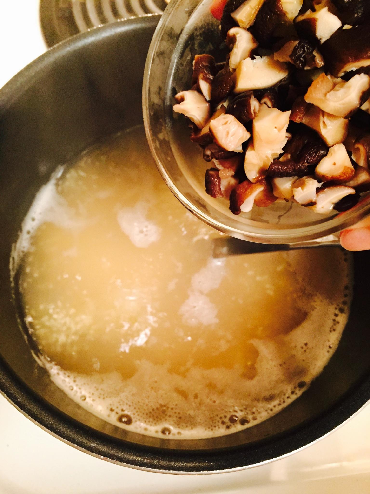 雞湯海蔘香菇小米粥的做法 步骤6