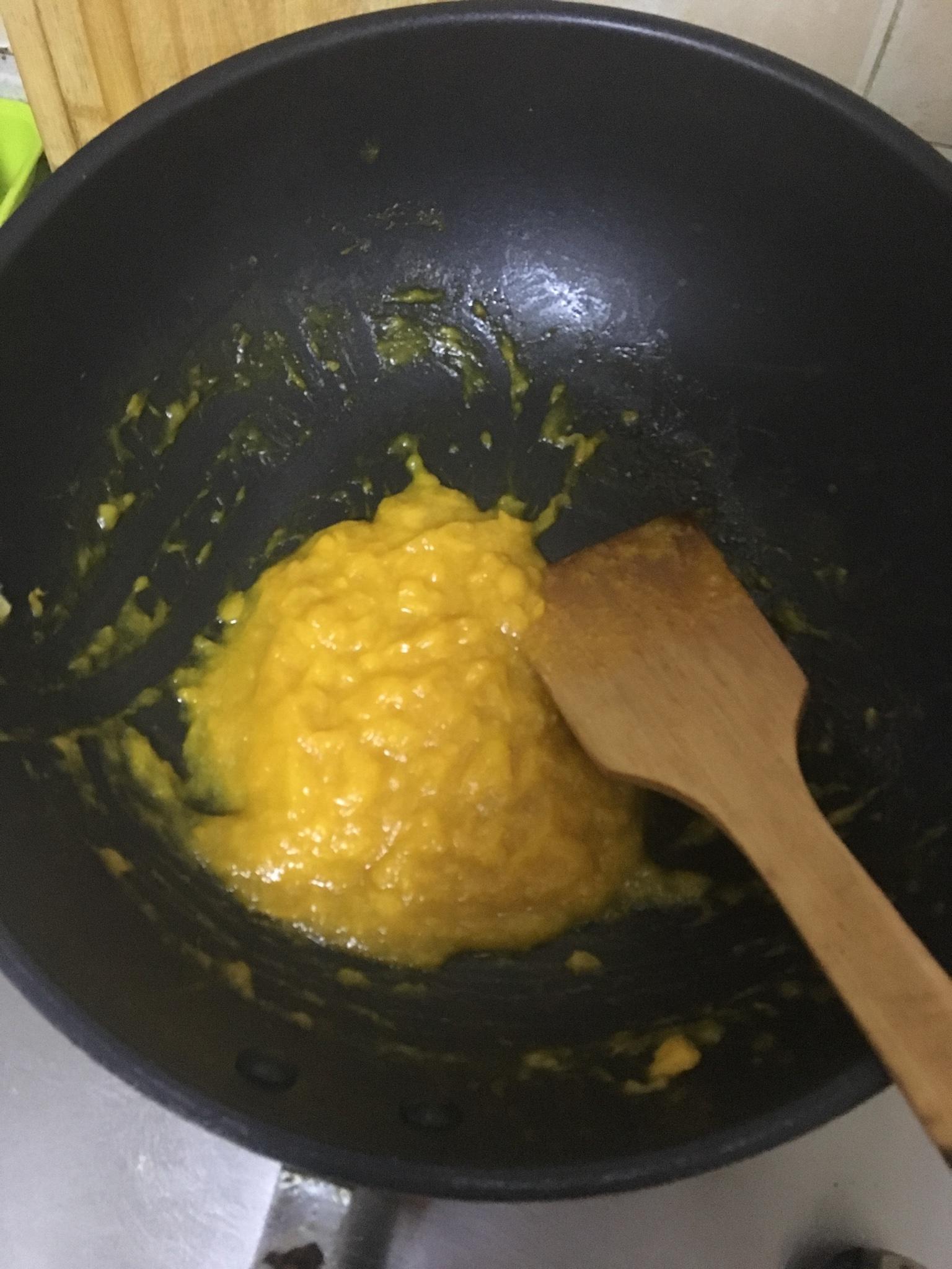 芒果醬的做法 步骤2