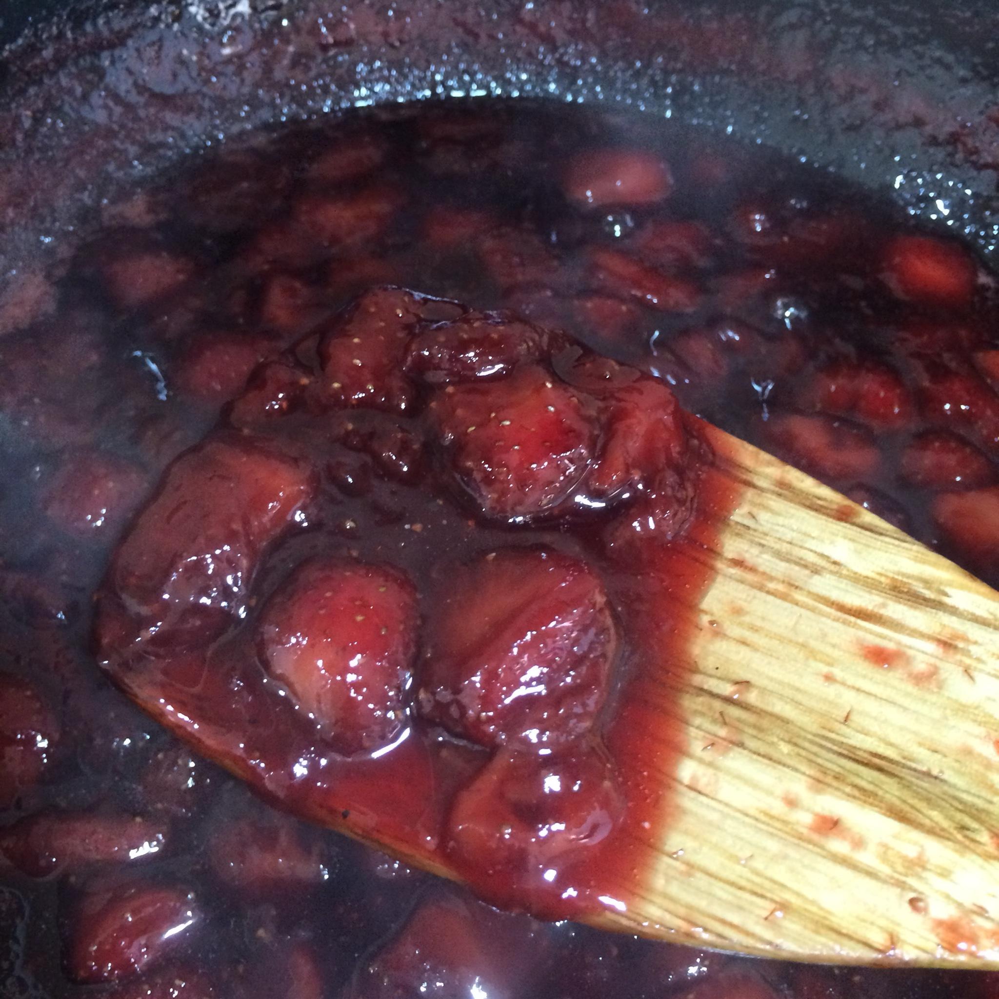手工黑糖草莓醬（大顆粒）的做法 步骤5