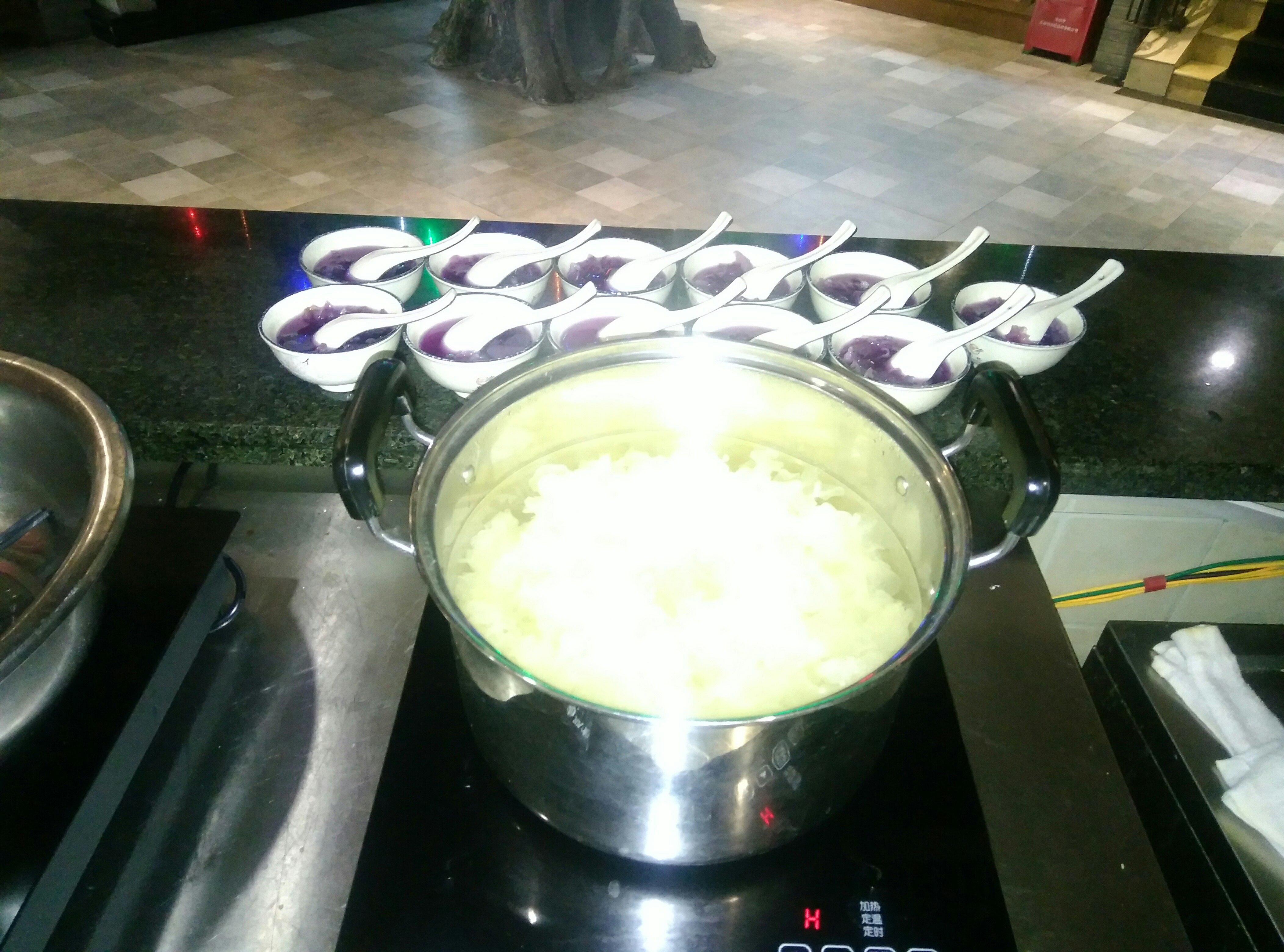 西米紫薯糖水的做法 步骤1