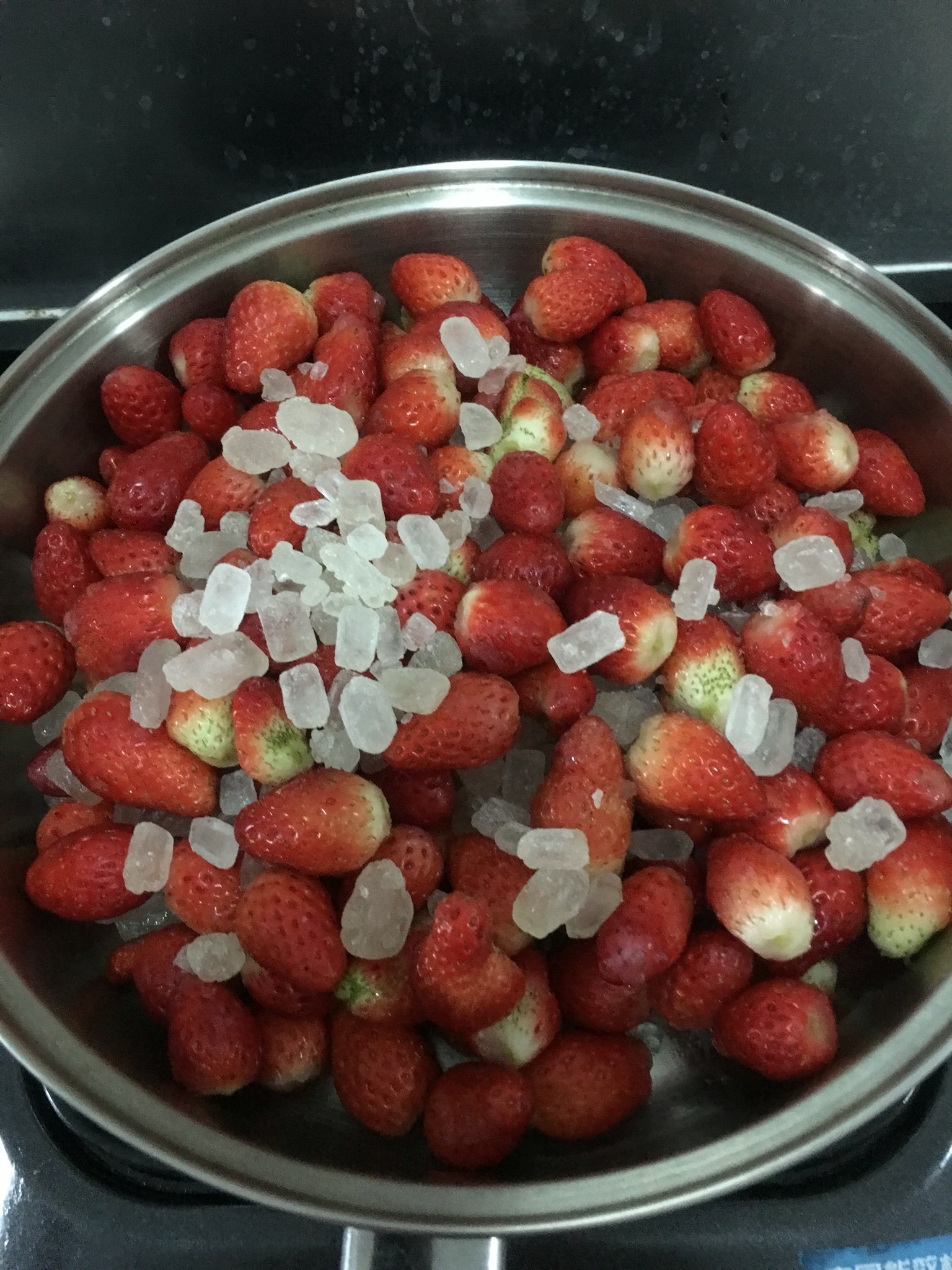 大罐草莓果醬的做法 步骤3