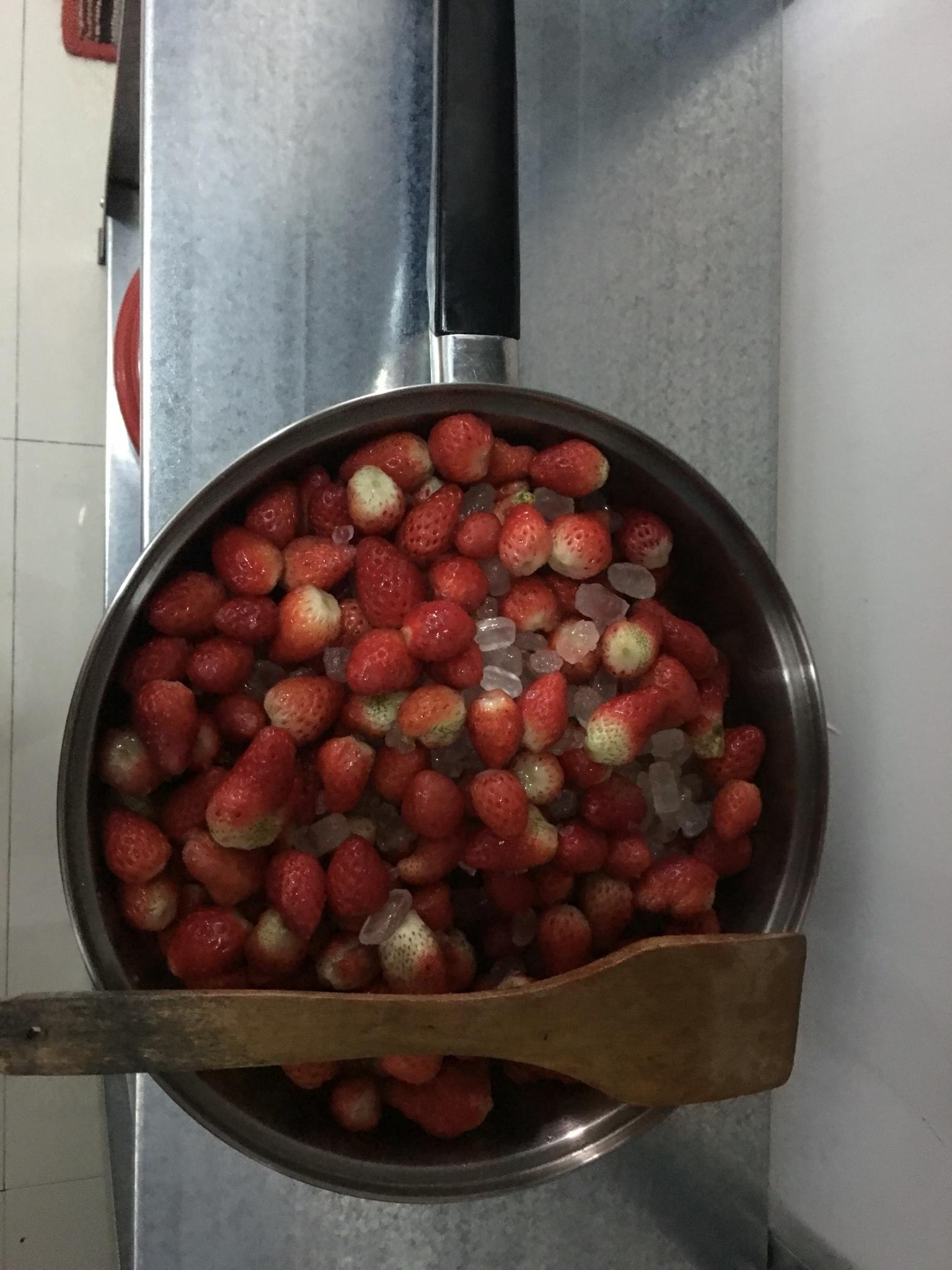 大罐草莓果醬的做法 步骤4