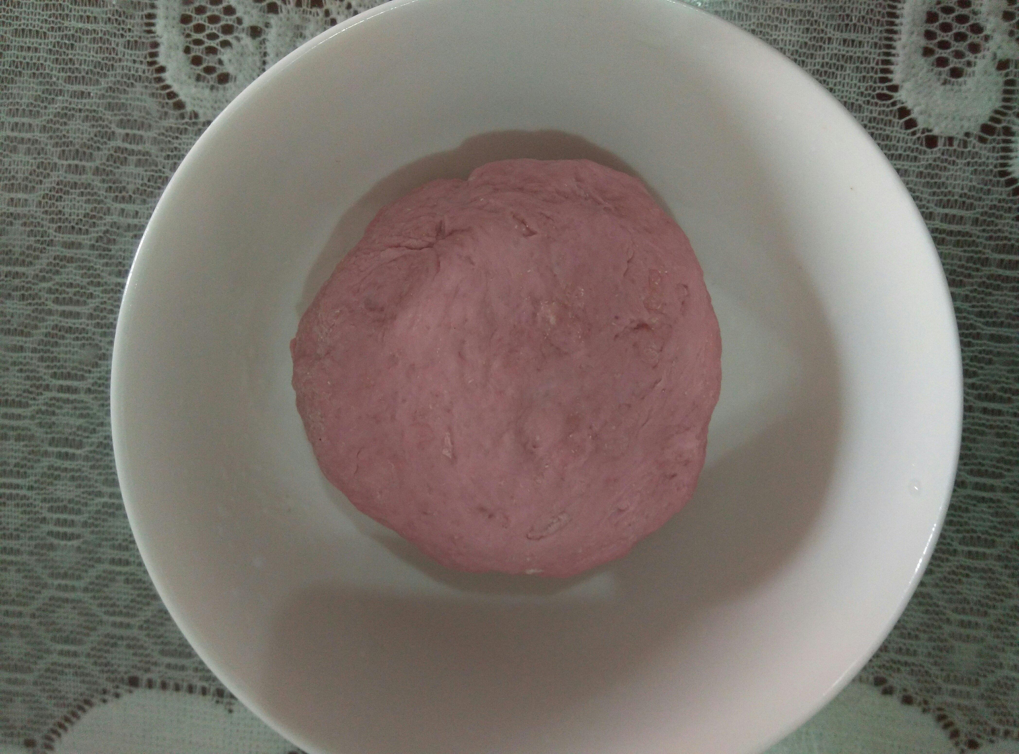 粉色黃色玫瑰花朵饅頭（莧菜汁、生玉米粉）的做法 步骤1