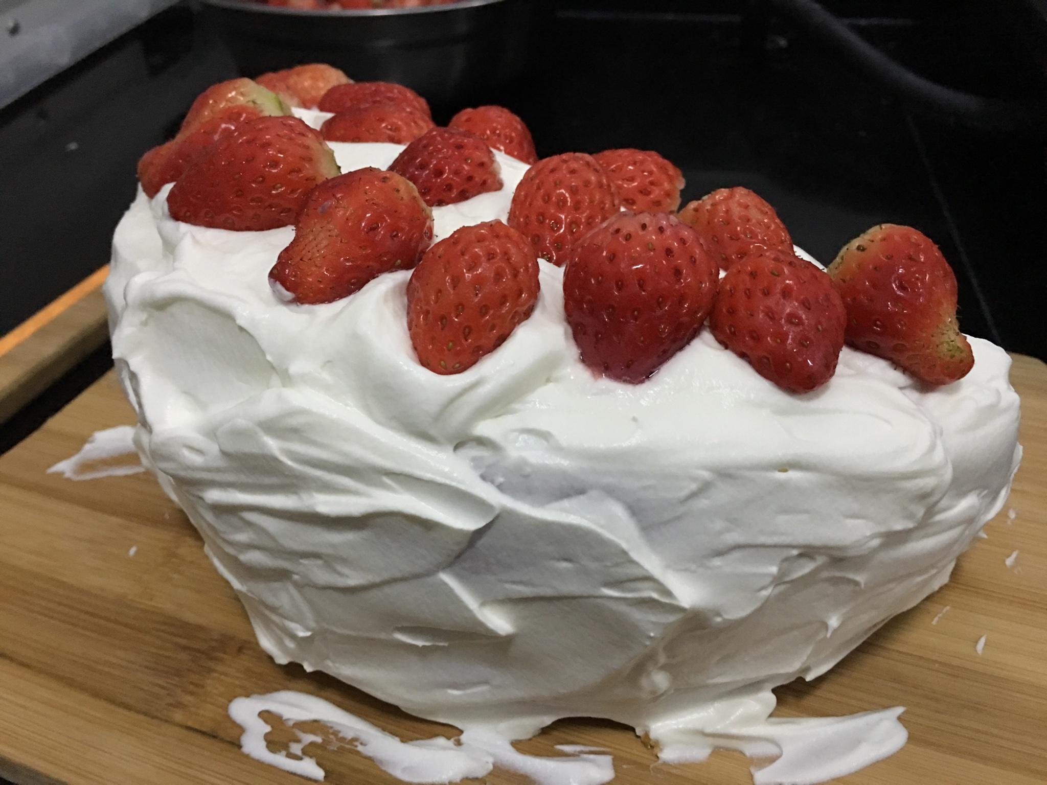 換低粉重做的草莓奶油夾心蛋糕的做法 步骤13