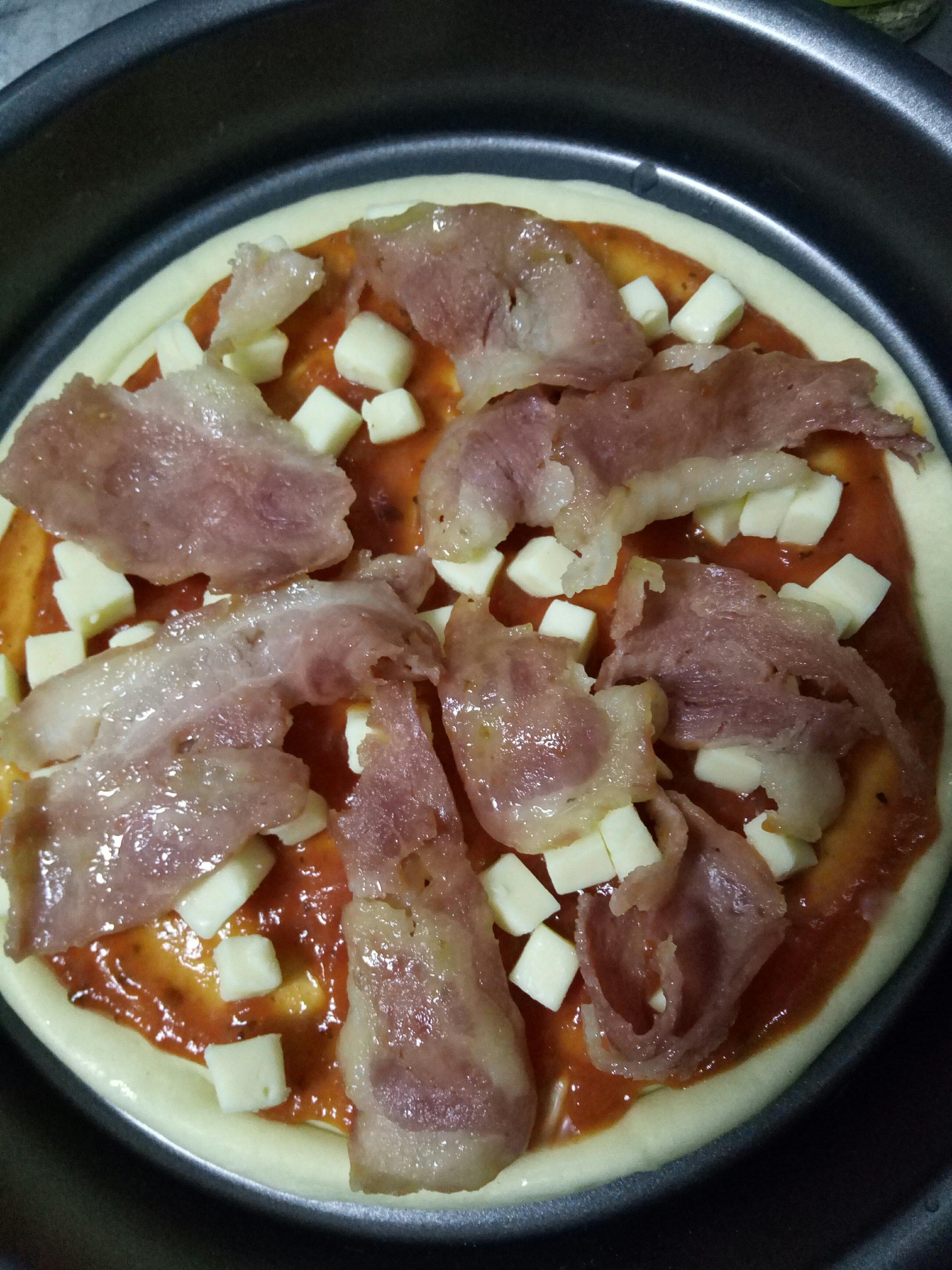 培根鮮蝦披薩的做法 步骤2