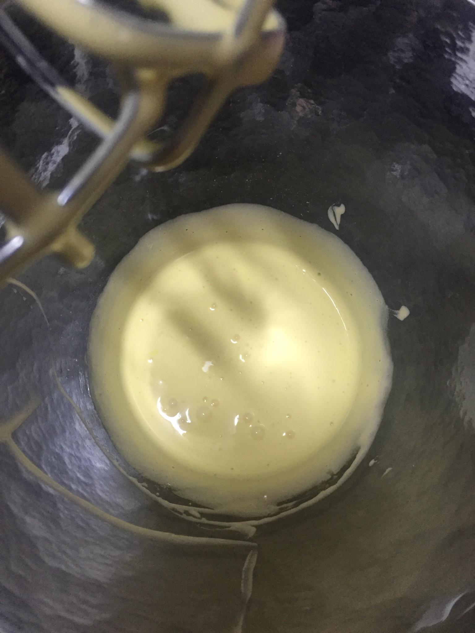 檸檬汁蛋黃沙拉醬的做法 步骤2