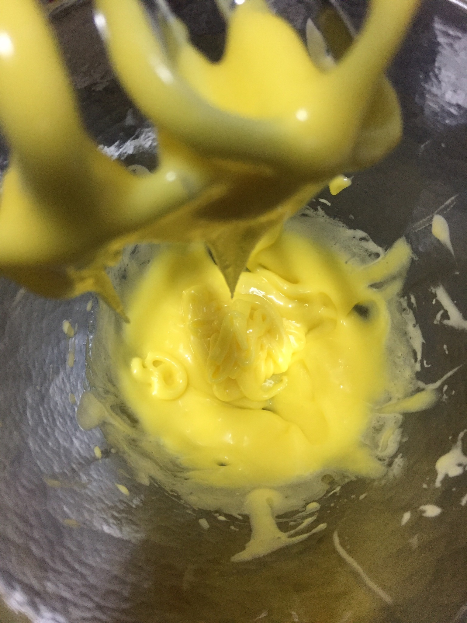 檸檬汁蛋黃沙拉醬的做法 步骤4