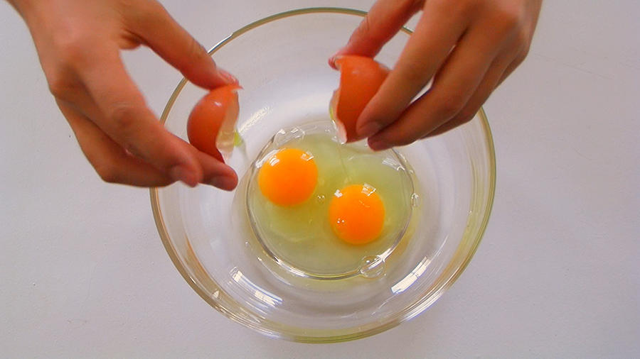 如何「簡單」的製作，「好吃」的西紅柿炒雞蛋？的做法 步骤2
