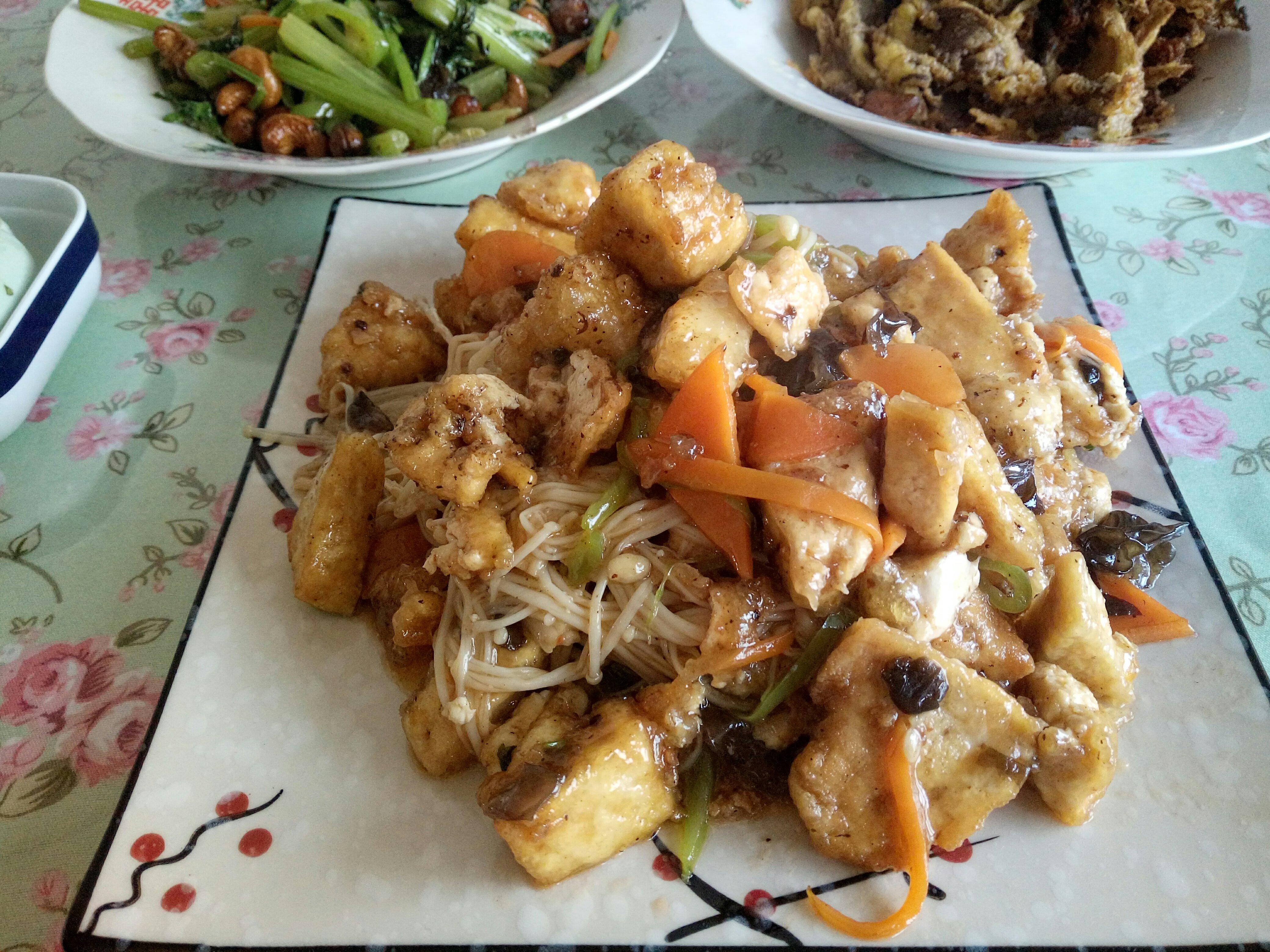 魚香豆腐金針菇的做法 步骤1