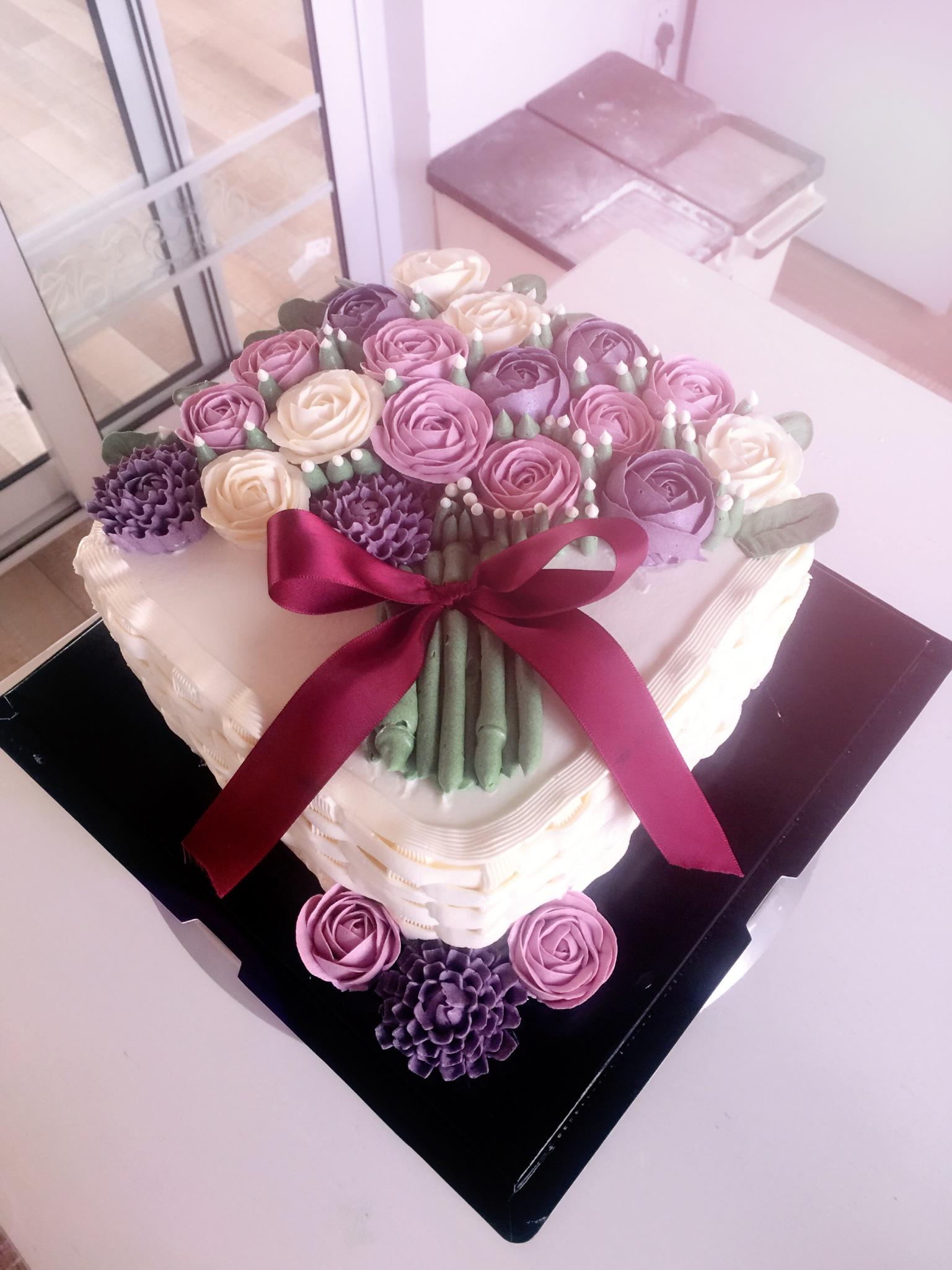 裱花蛋糕紫色花束的做法 步骤2
