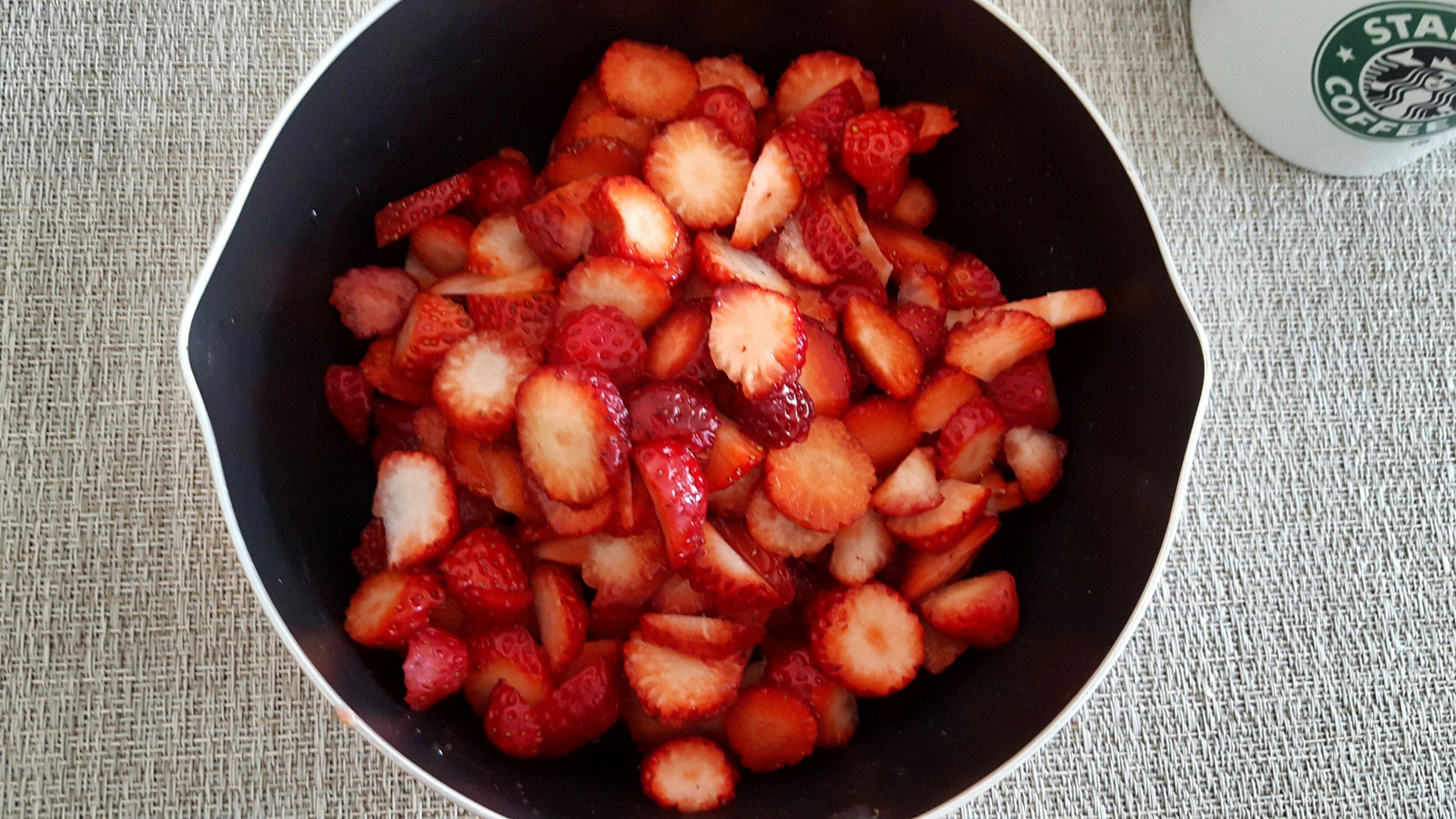 春天的味道之草莓果醬的做法 步骤1