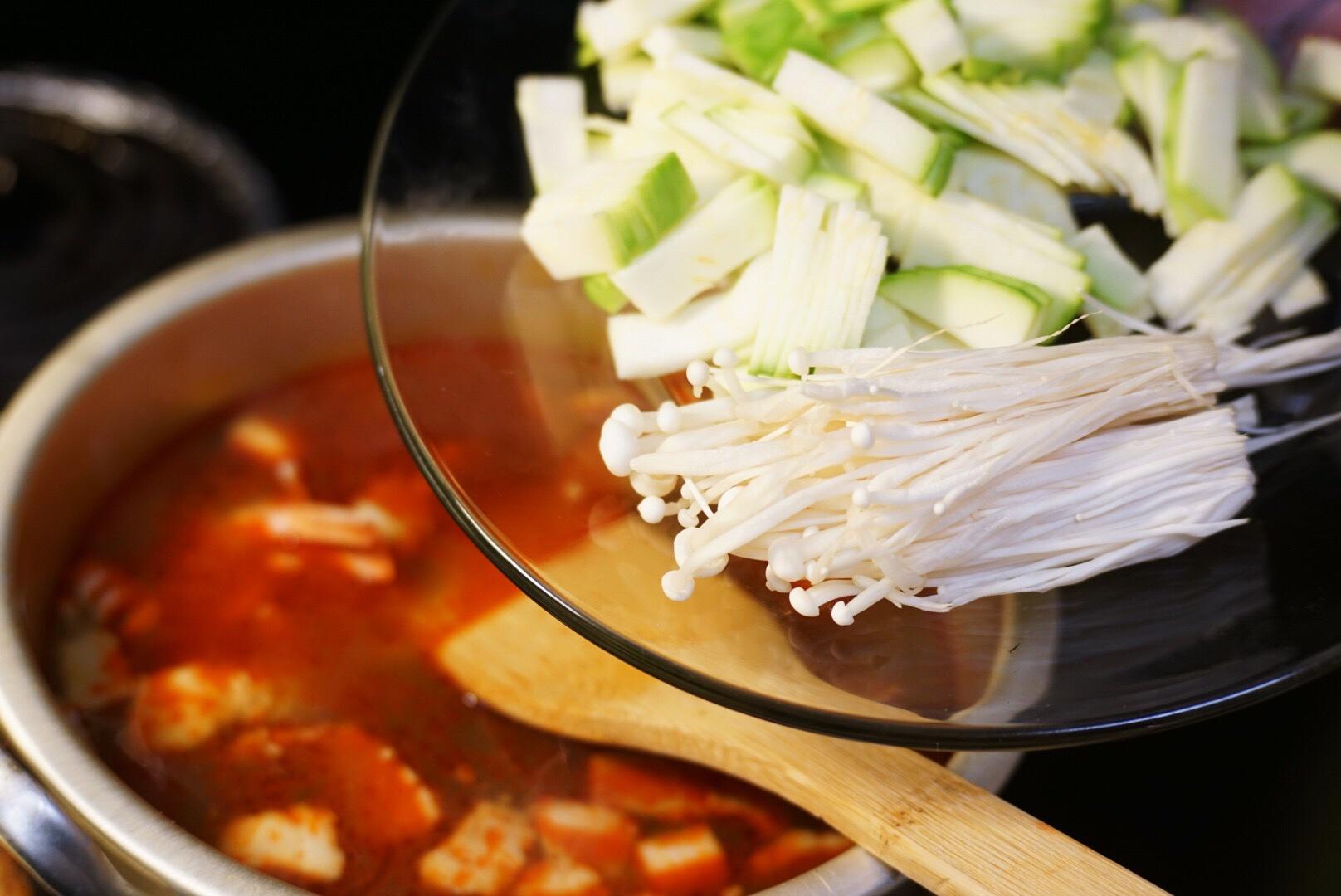 韓式嫩豆腐湯 | soondubu chigae的做法 步骤7