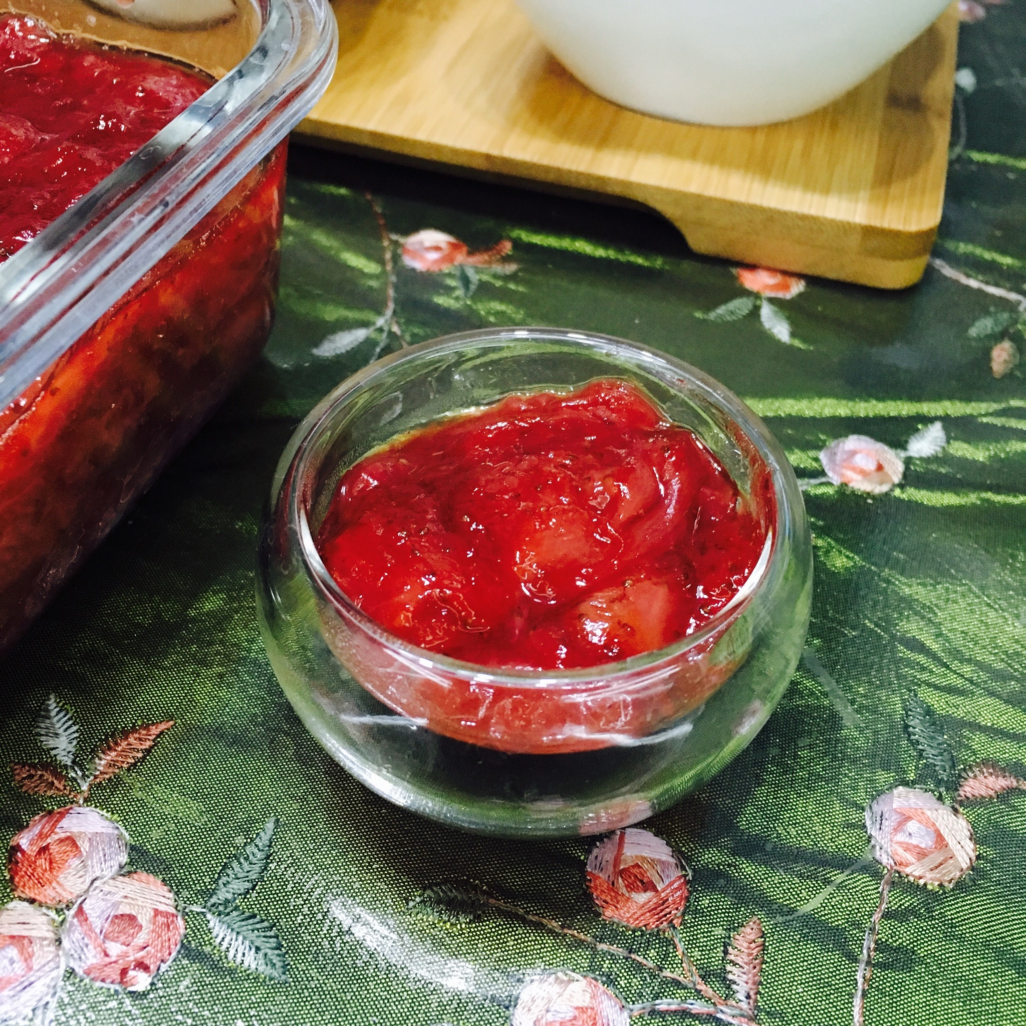 清甜草莓果醬及草莓罐頭的做法 步骤2