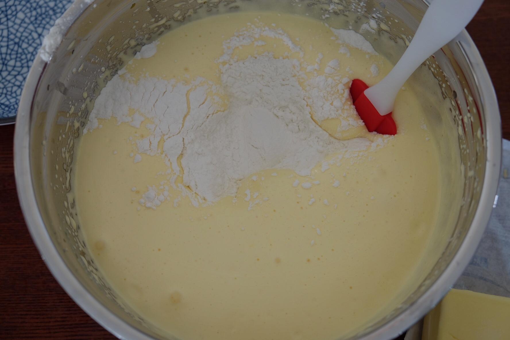 淡奶油海綿小蛋糕（簡約版）的做法 步骤6