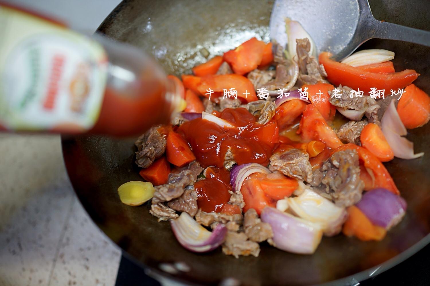 高壓鍋土豆番茄牛腩湯的做法 步骤6