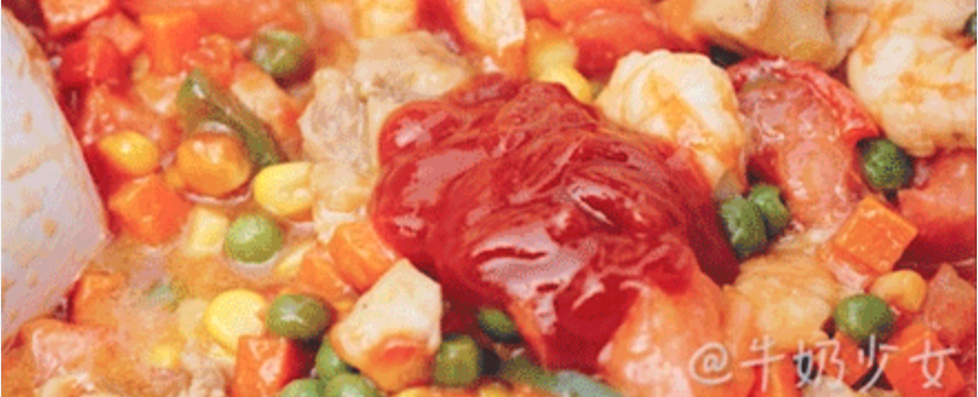 茄汁雞肉蝦仁焗飯的做法 步骤3