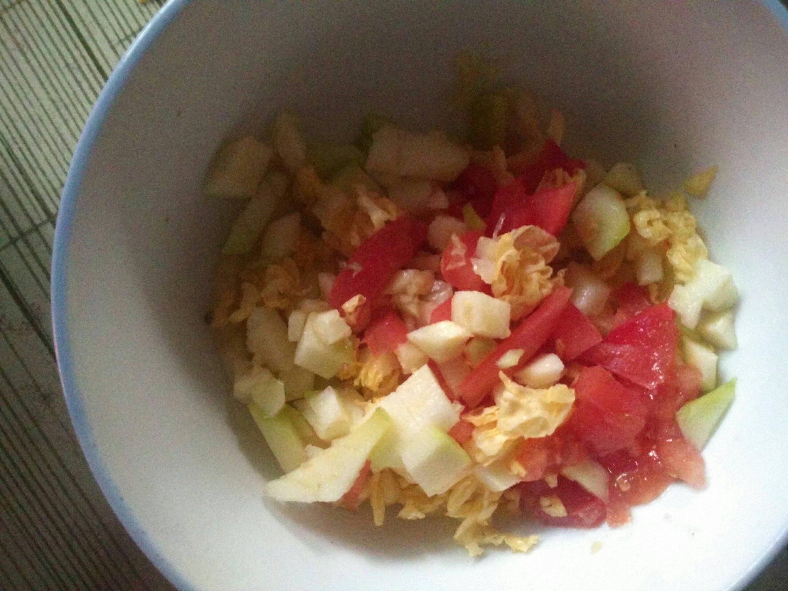 【寶寶輔食】蔬菜蛋香煎米餅的做法 步骤2