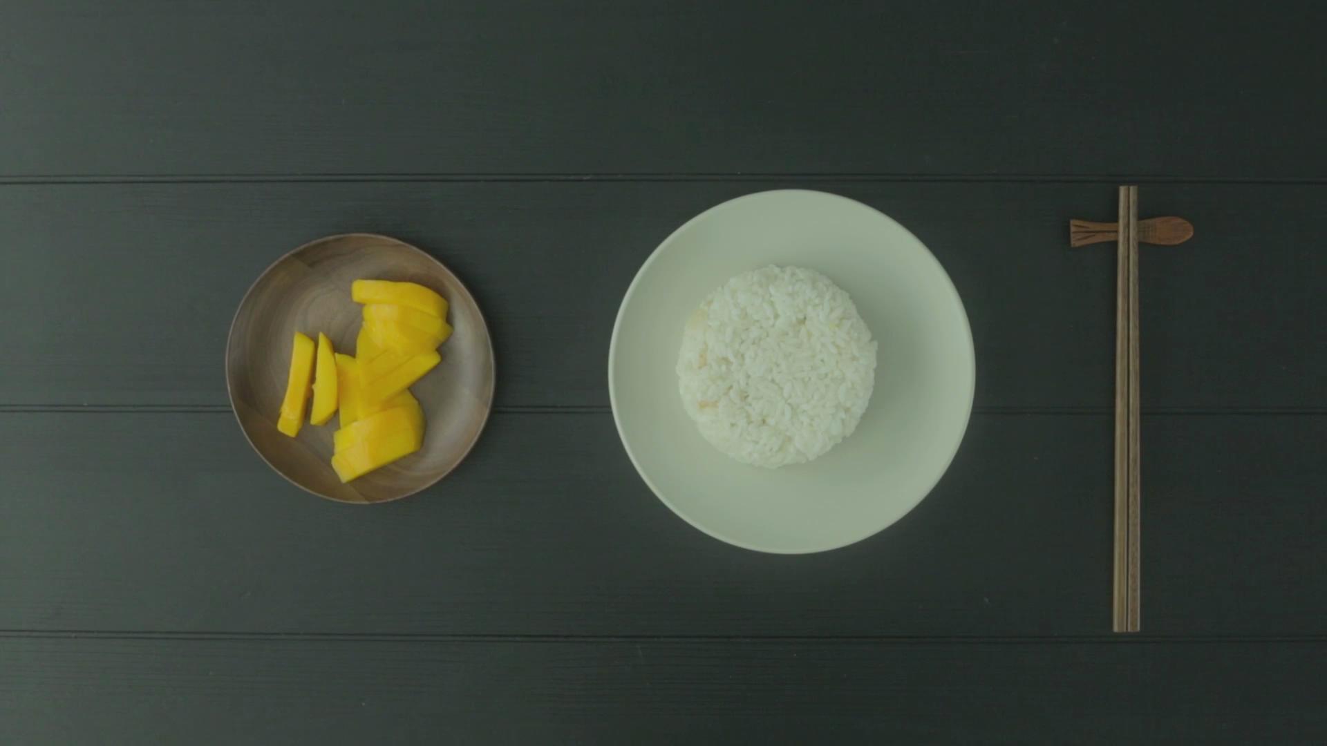 芒果椰香糯米飯 | 爸爸廚房 VOL . 150 糯米 椰漿 大芒果 泰國香米 白糖的做法 步骤8