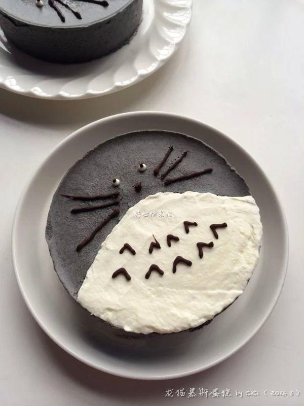 呆萌又美味的【龍貓黑芝麻慕斯蛋糕】的做法 步骤22