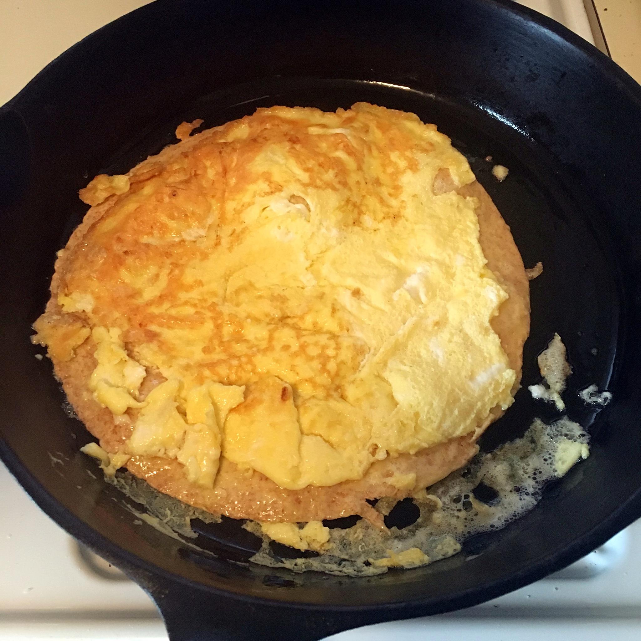 美式早餐蛋餅(大胃王版)的做法 步骤5