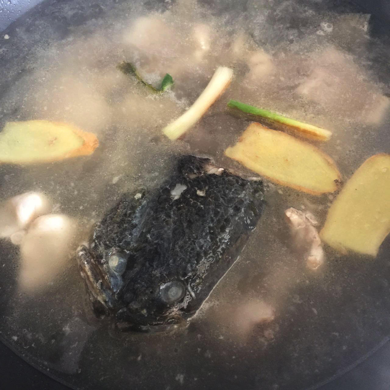 香菇竹筍黑魚火鍋的做法 步骤9