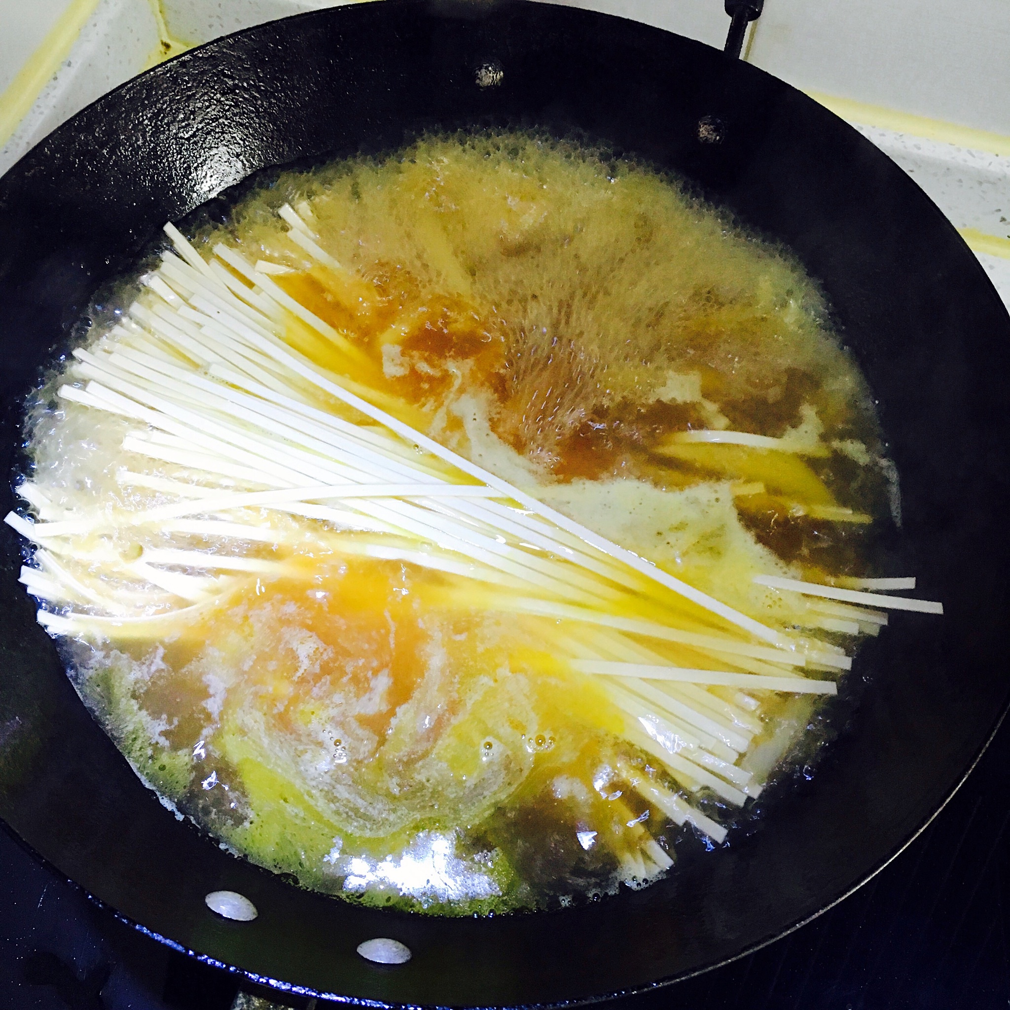 土豆熱湯麪的做法 步骤4