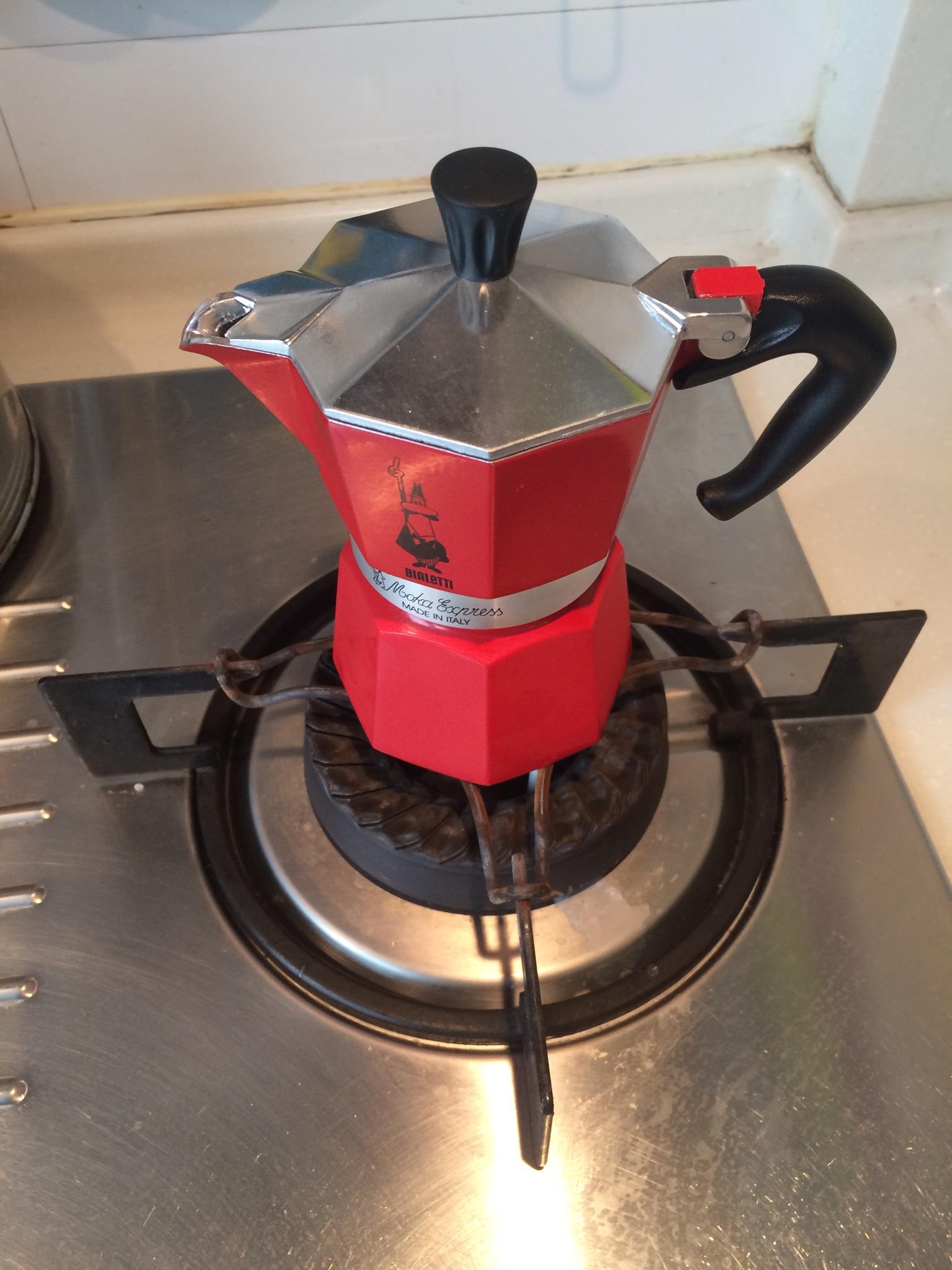 摩卡壺咖啡製作過程的做法 步骤4