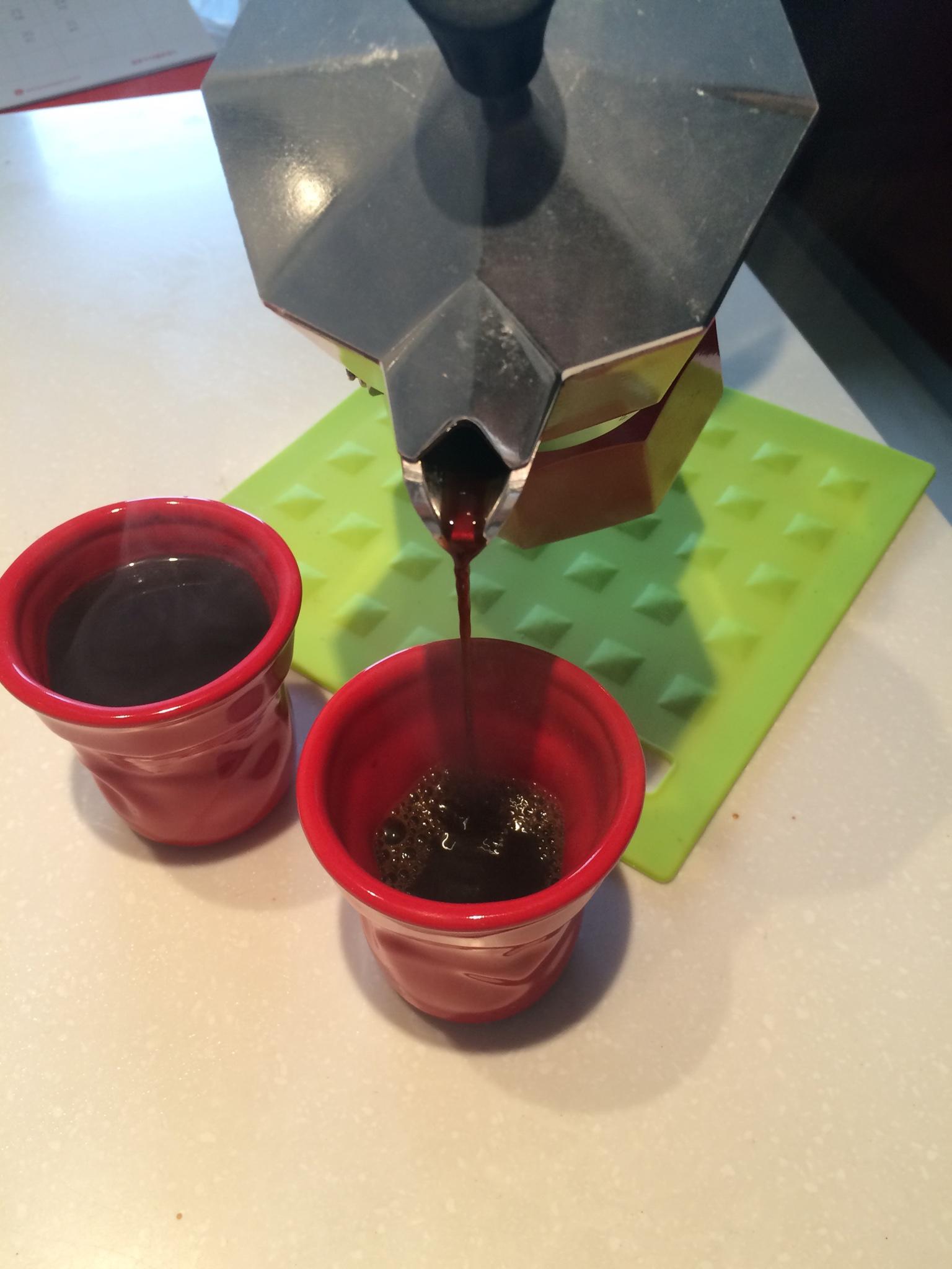摩卡壺咖啡製作過程的做法 步骤6