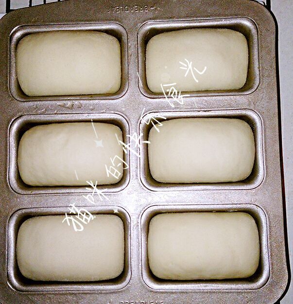 牛奶酥粒麪包的做法 步骤11