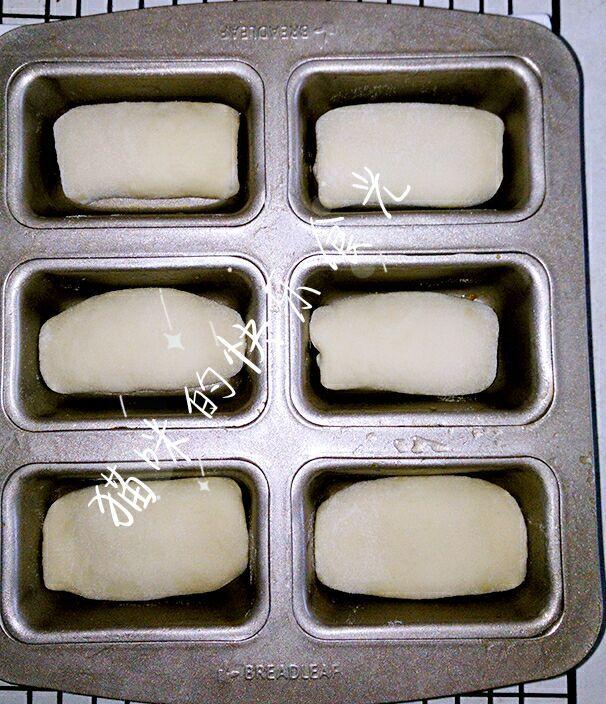牛奶酥粒麪包的做法 步骤10