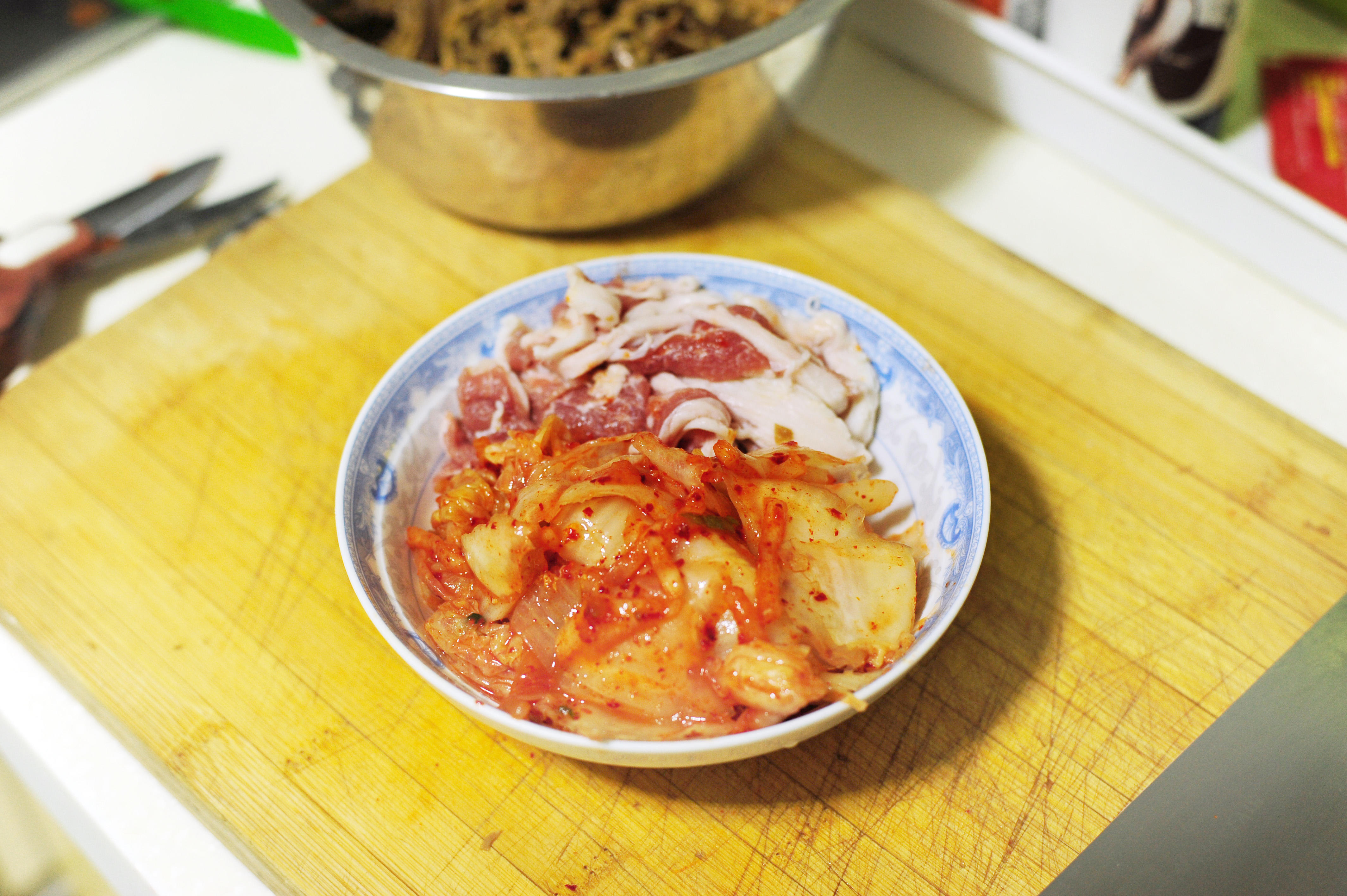 韓式泡菜筍尖燴五花肉【山姆廚房】的做法 步骤4