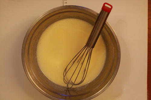 烘焙入門：最簡單易做的馬芬蛋糕（無黃油版）的做法 步骤2