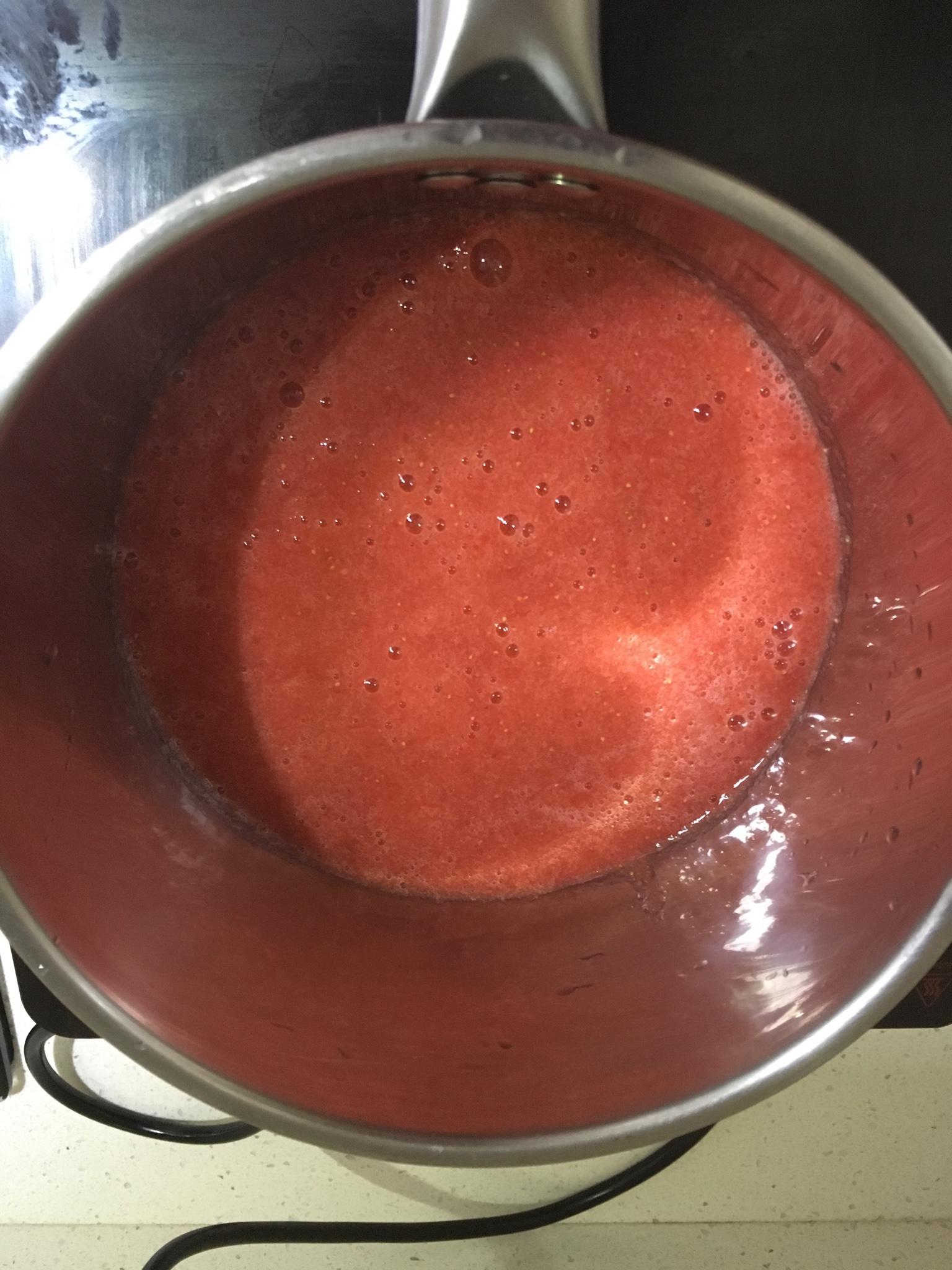 懶人版草莓果醬 無顆粒版的做法 步骤2