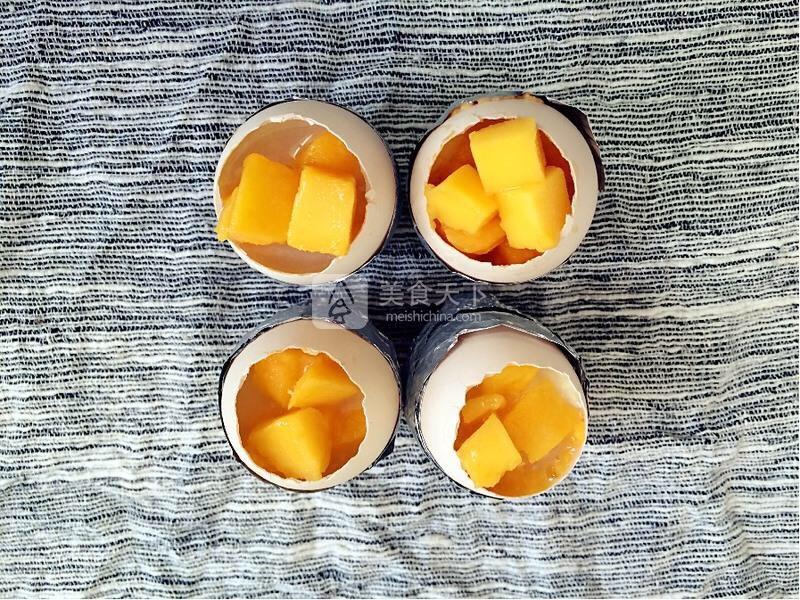 雞蛋殼芒果布丁的做法 步骤5