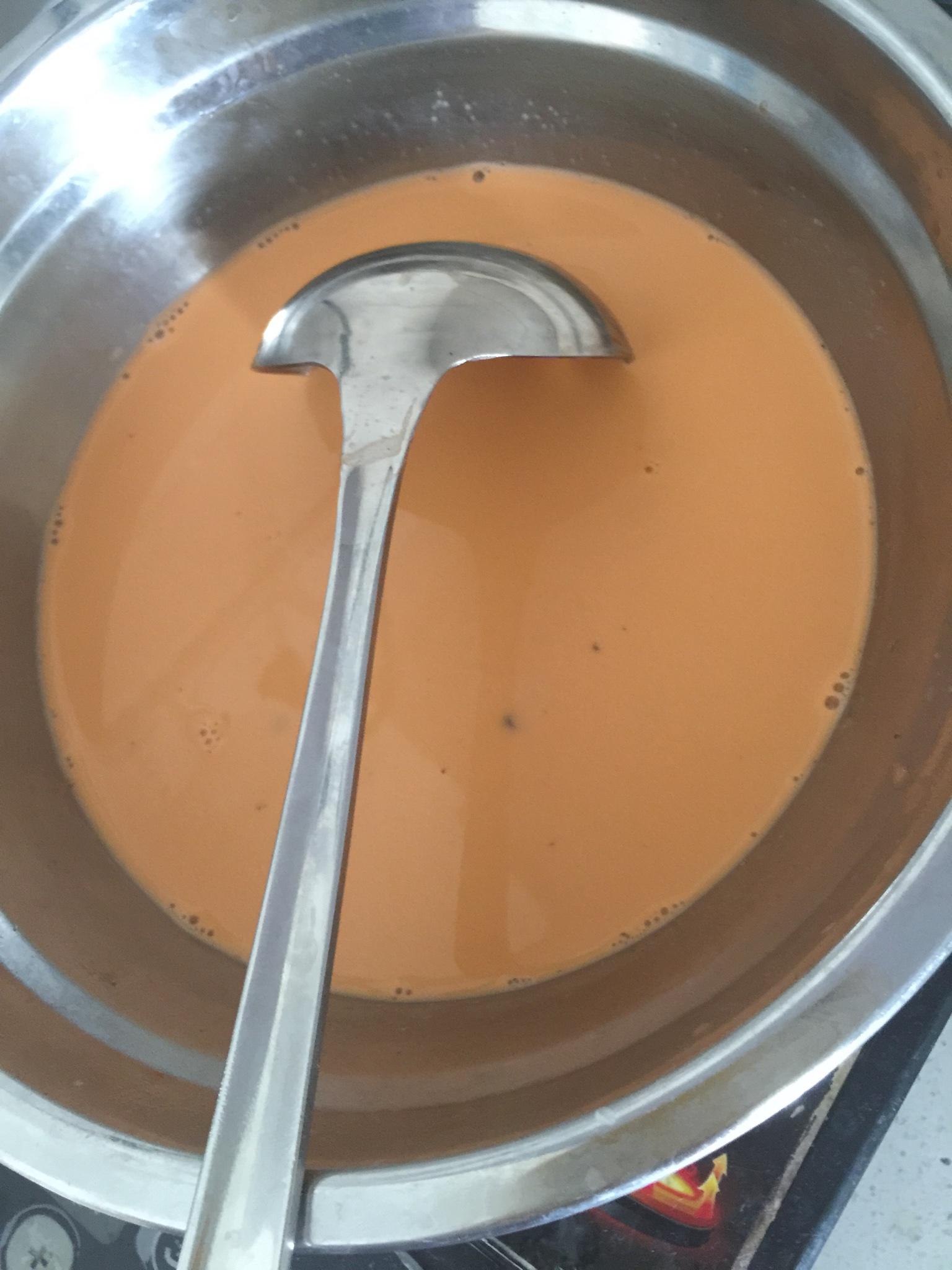 草莓奇異果酸奶奶茶布丁的做法 步骤9