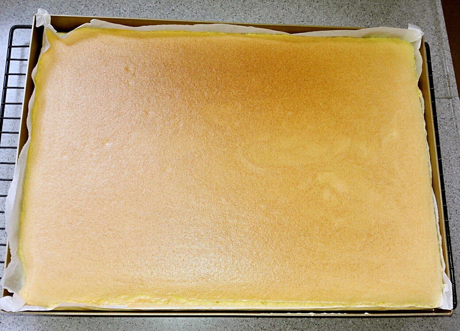 無奶低糖低油蛋糕卷（不回縮）的做法 步骤7